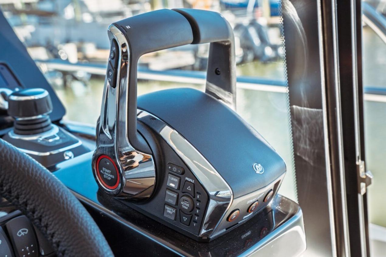 2026 Jeanneau NC 1295 FLY Boat