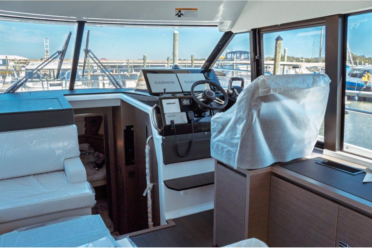 2026 Jeanneau NC 1295 FLY Boat