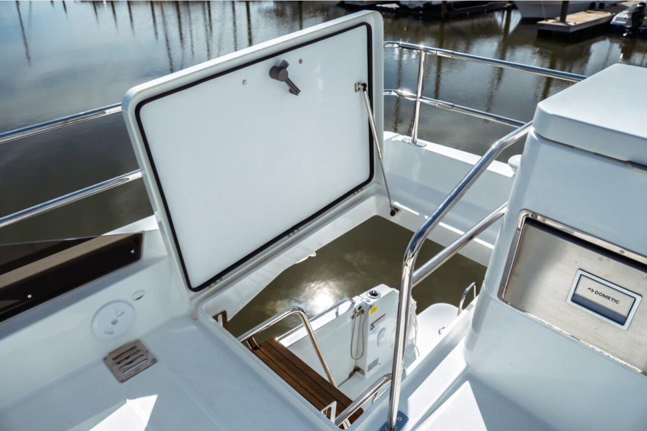 2026 Jeanneau NC 1295 FLY Boat