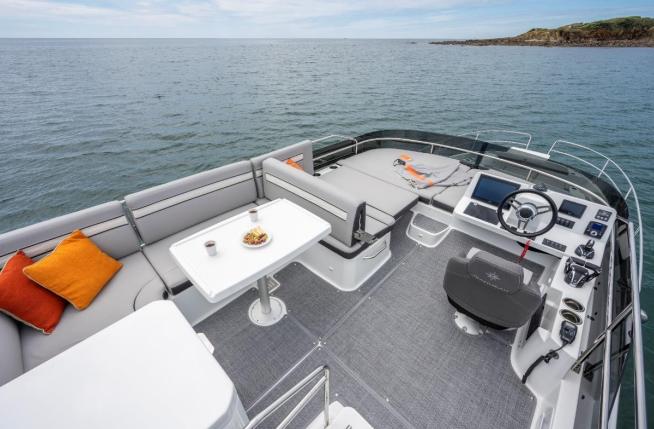 2026 Jeanneau NC 1295 FLY Boat
