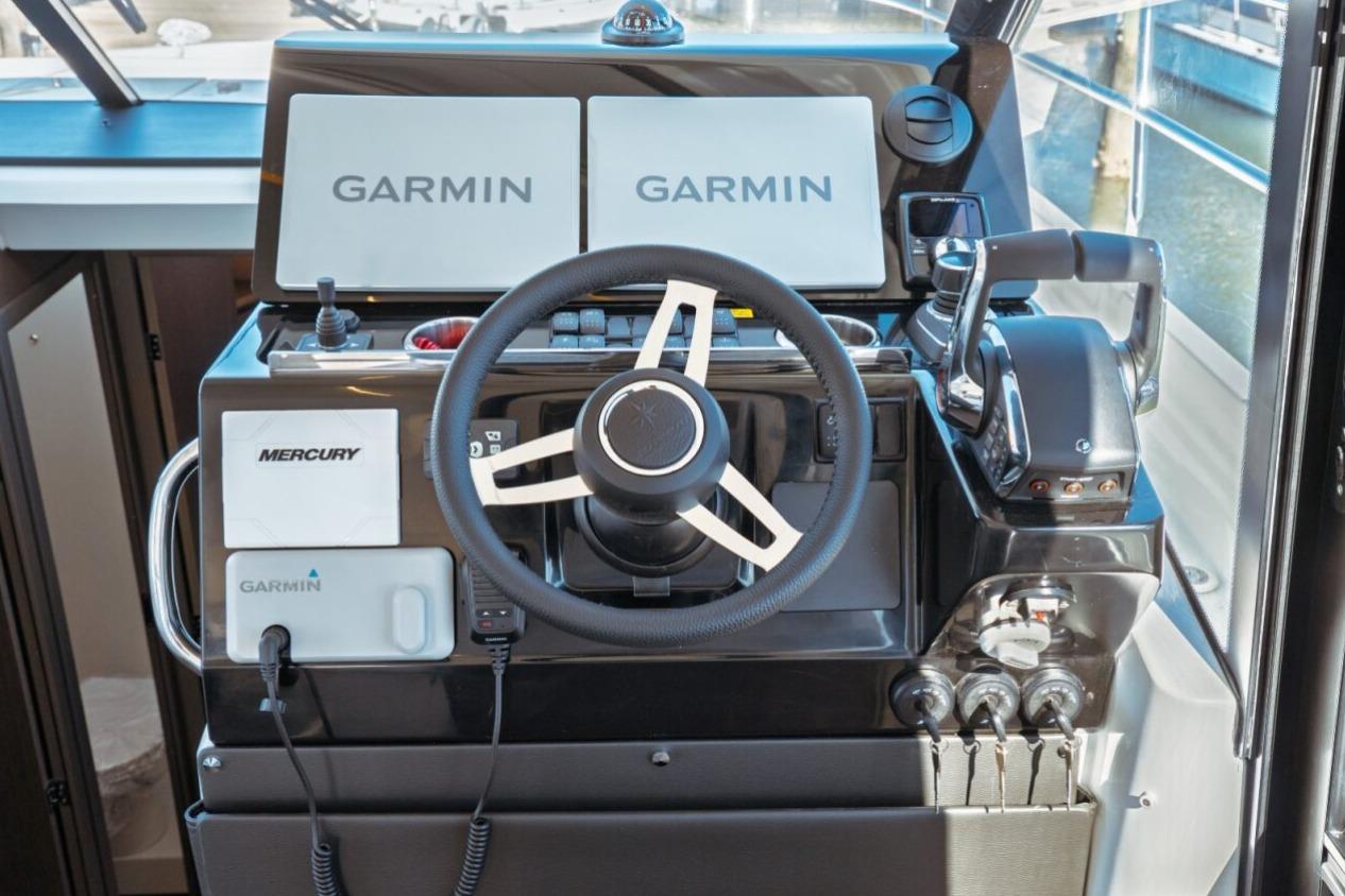 2026 Jeanneau NC 1295 FLY Boat