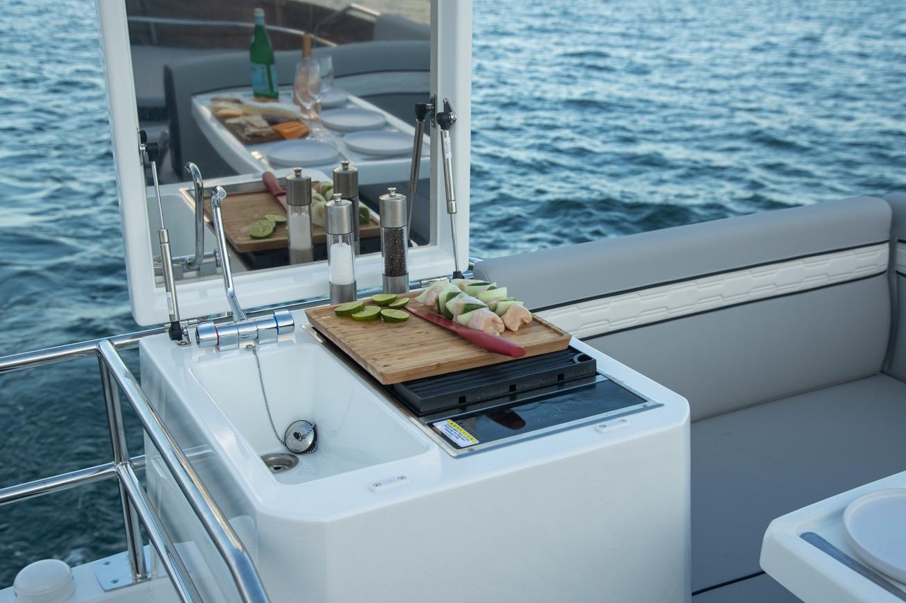 2026 Jeanneau NC 1295 FLY Boat