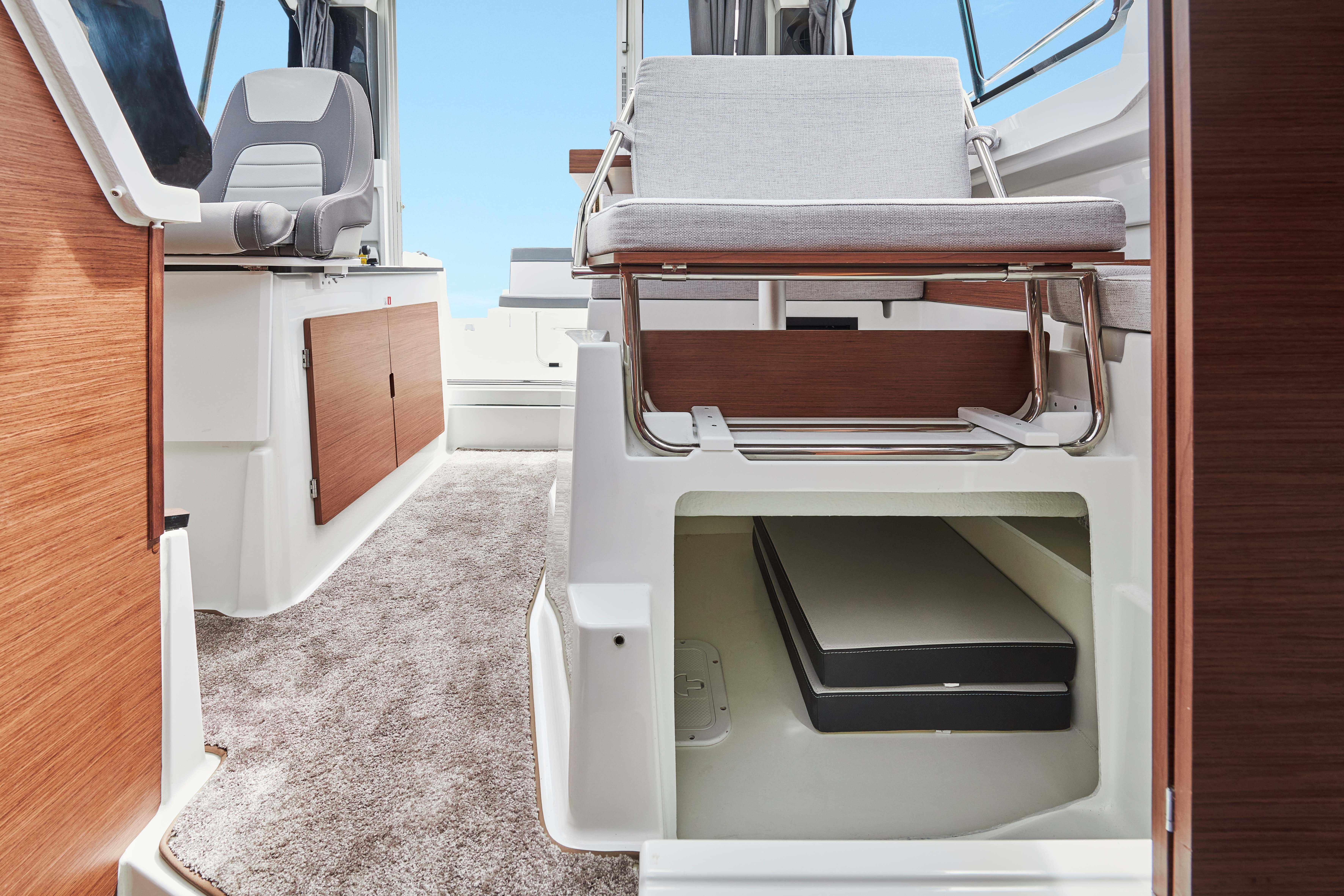 2026 Jeanneau Nc 795 Series 2 Cruisers
