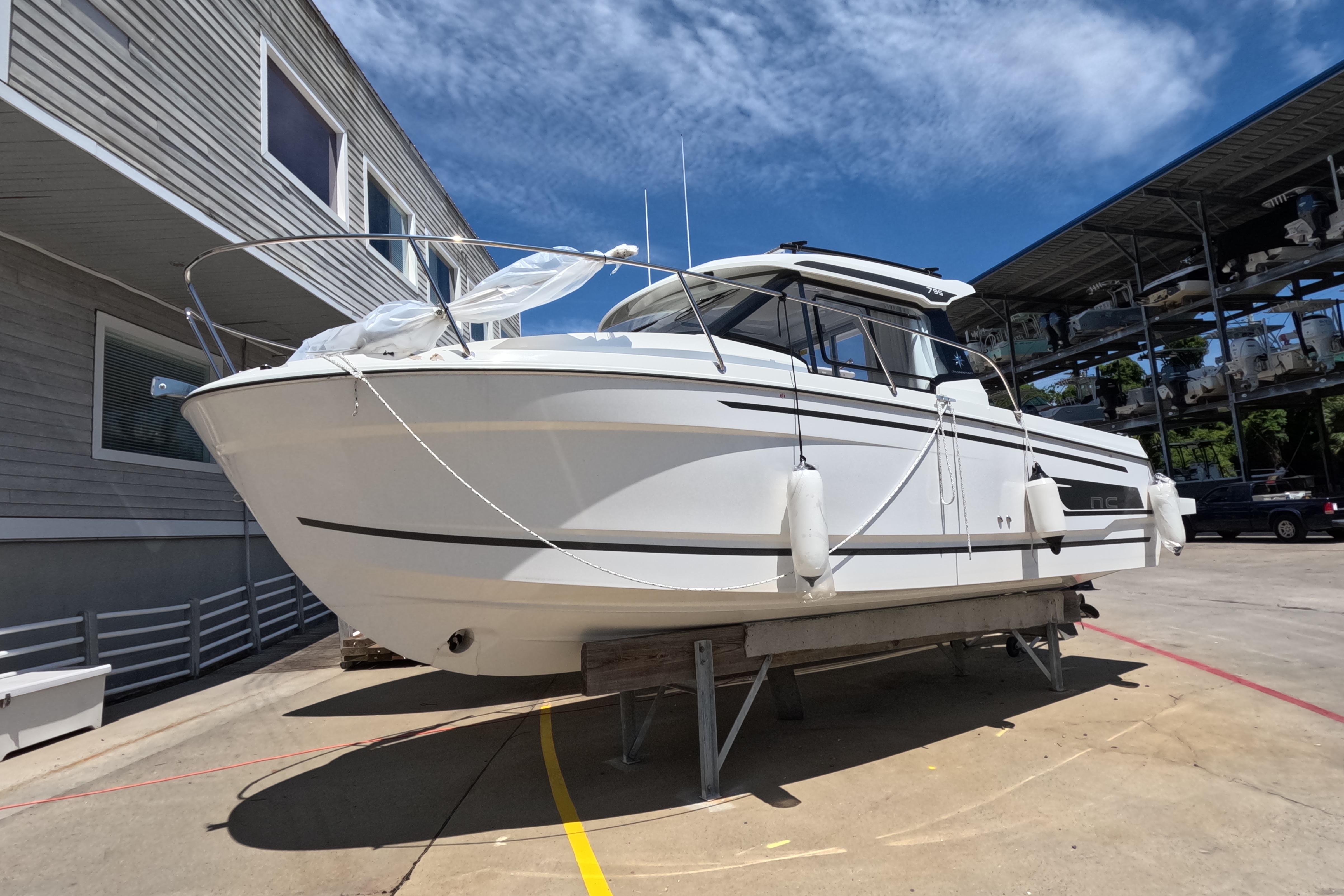 2026 Jeanneau Nc 795 Series 2 Cruisers