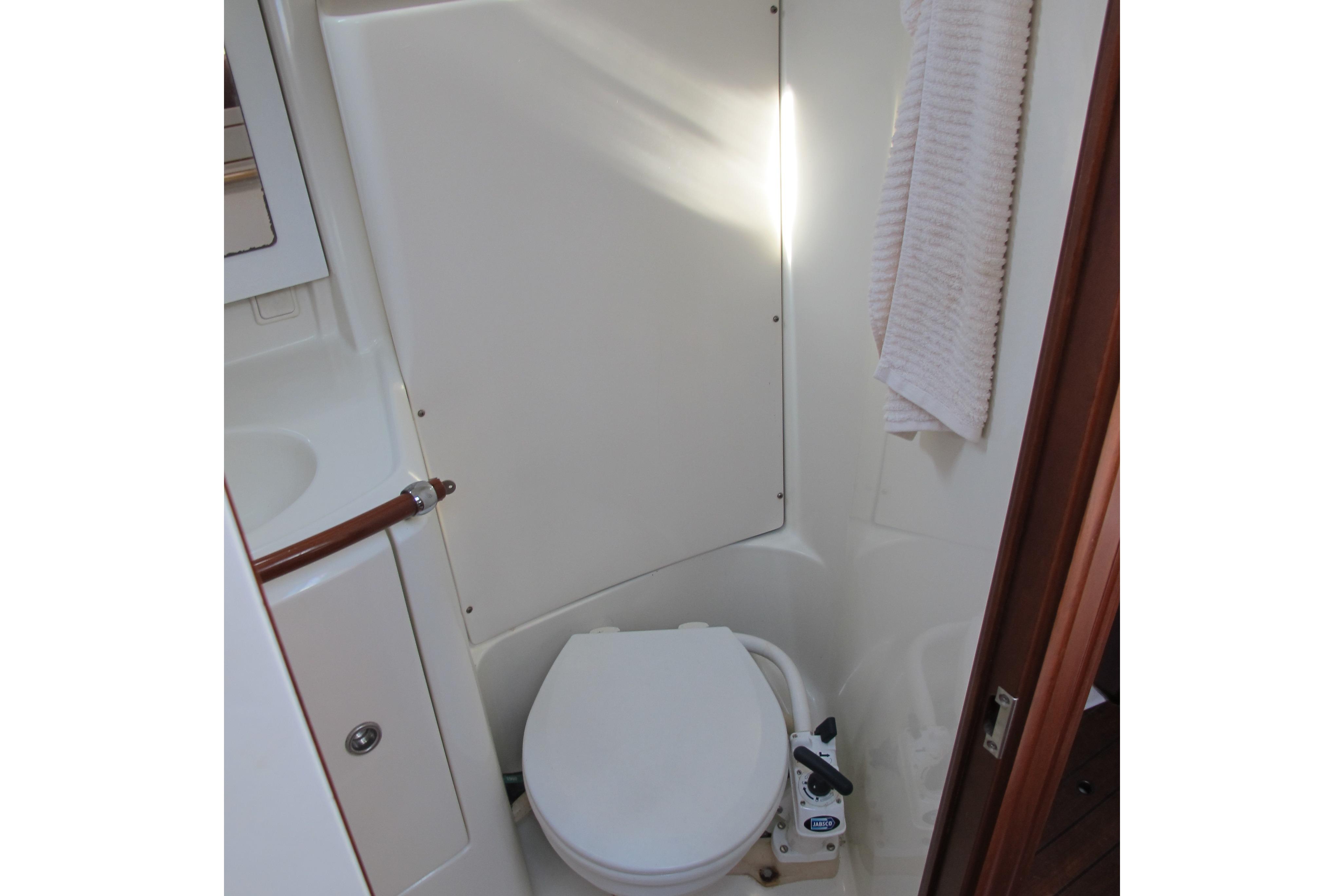 2000 Beneteau Oceanis 361 Cruisers