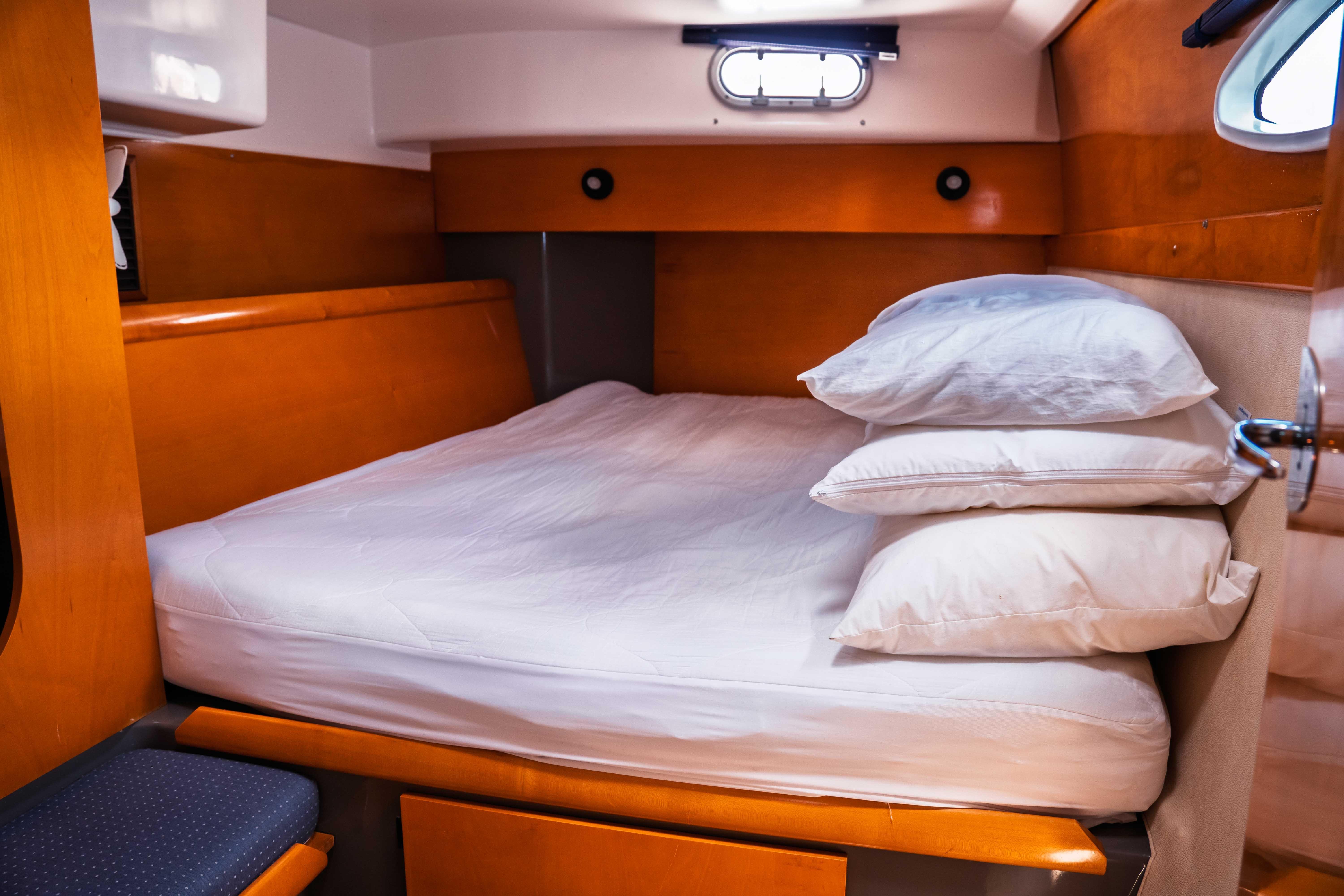 2006 Fountaine Pajot Lavezzi 40 Catamaran