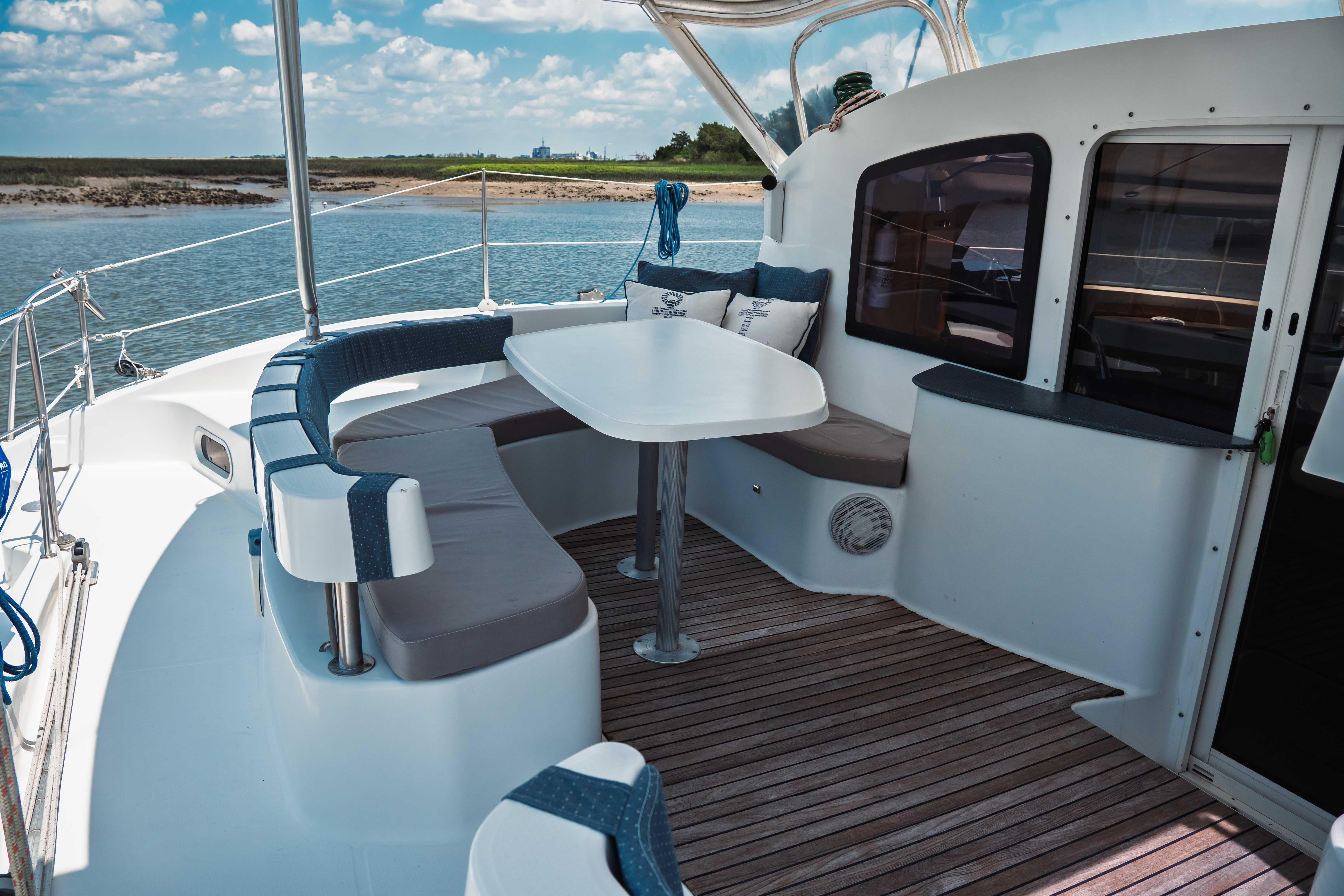 2006 Fountaine Pajot Lavezzi 40 Catamaran