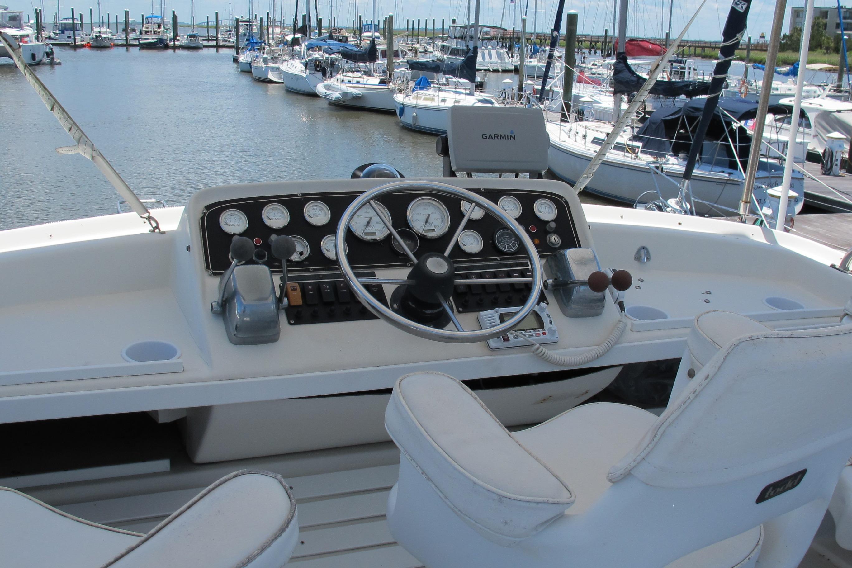 1986 Silverton 34 Convertible Cruisers