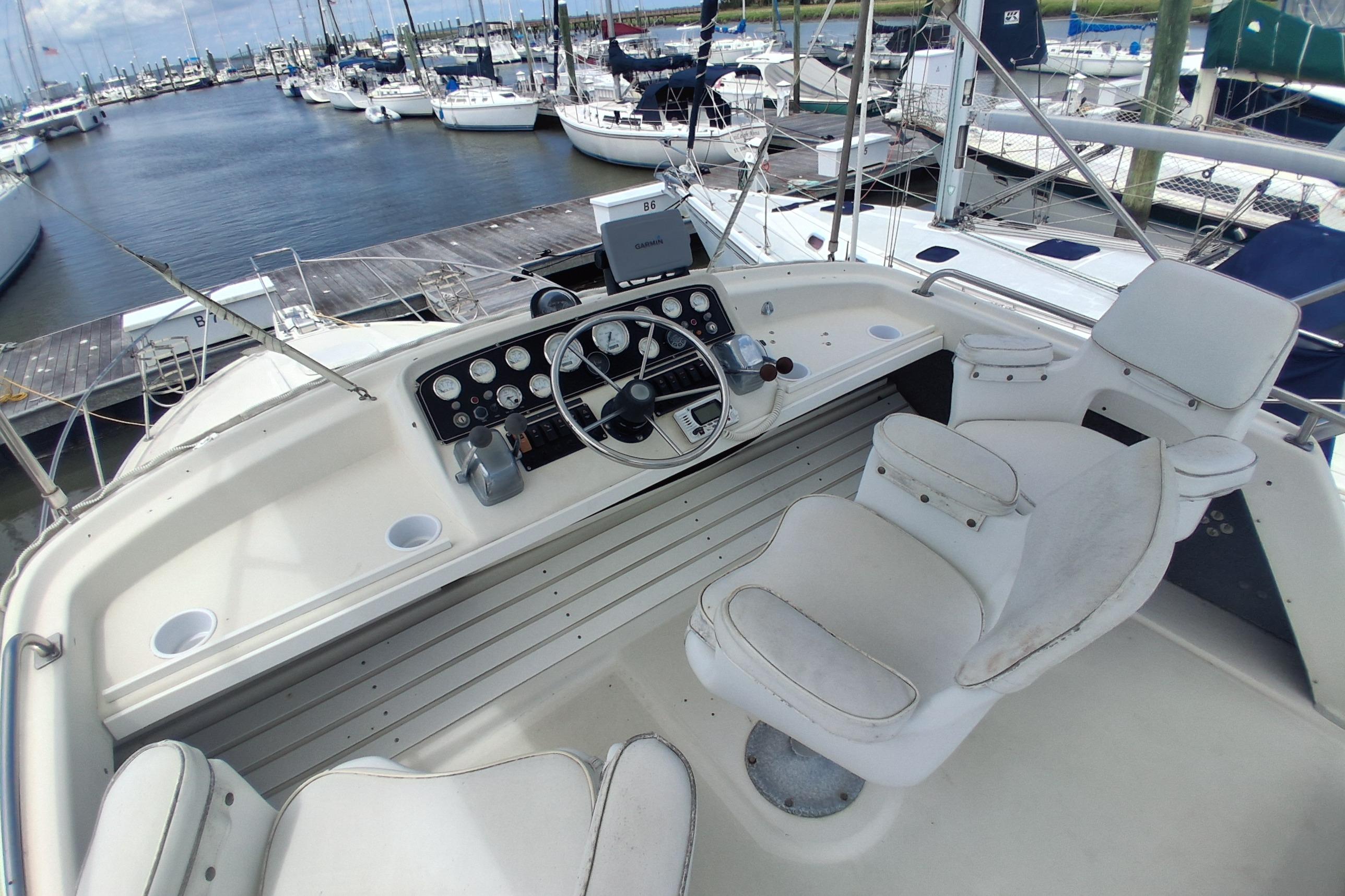 1986 Silverton 34 Convertible Cruisers