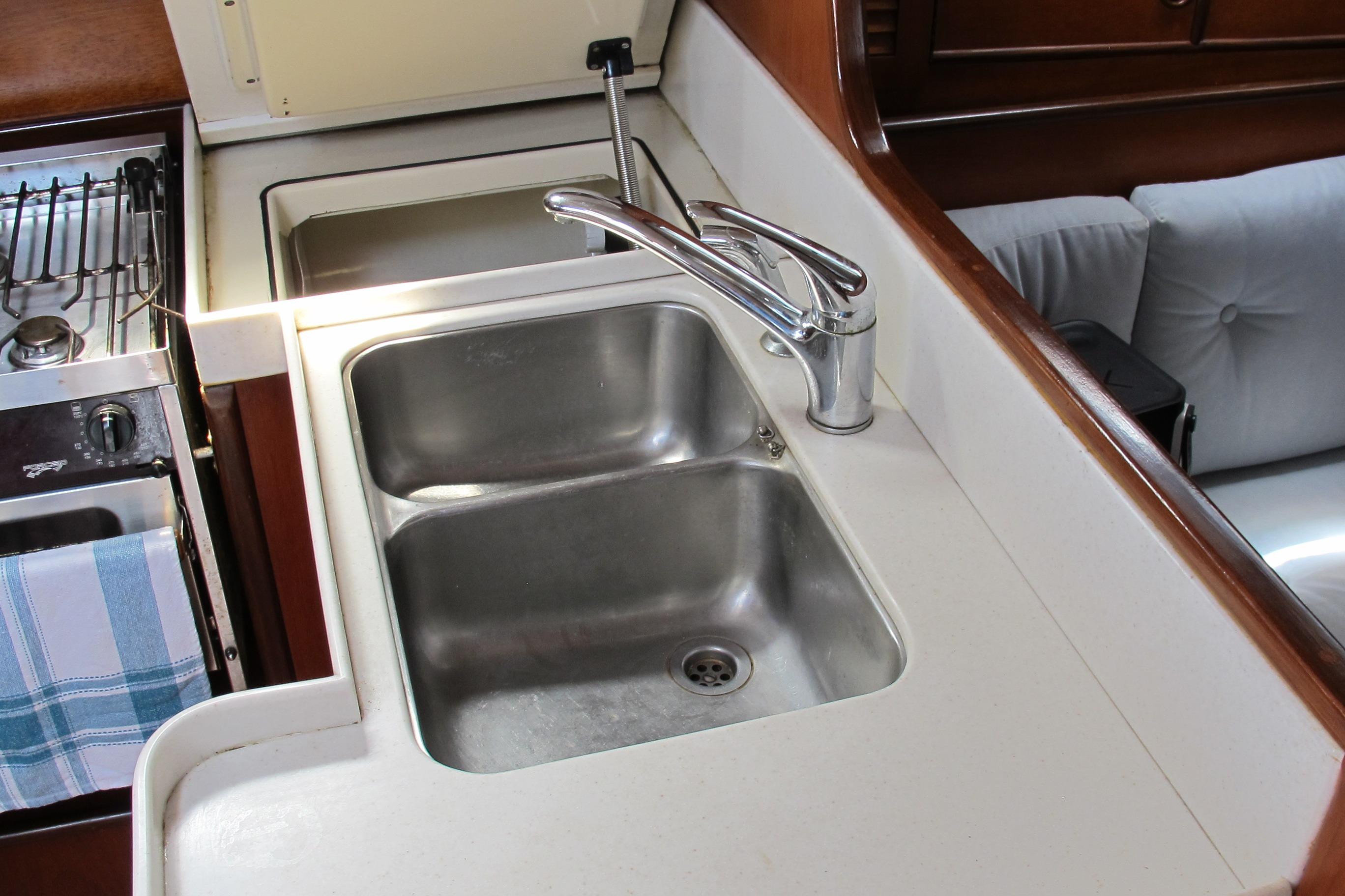 1985 Beneteau Idylle 11.50 Cruisers