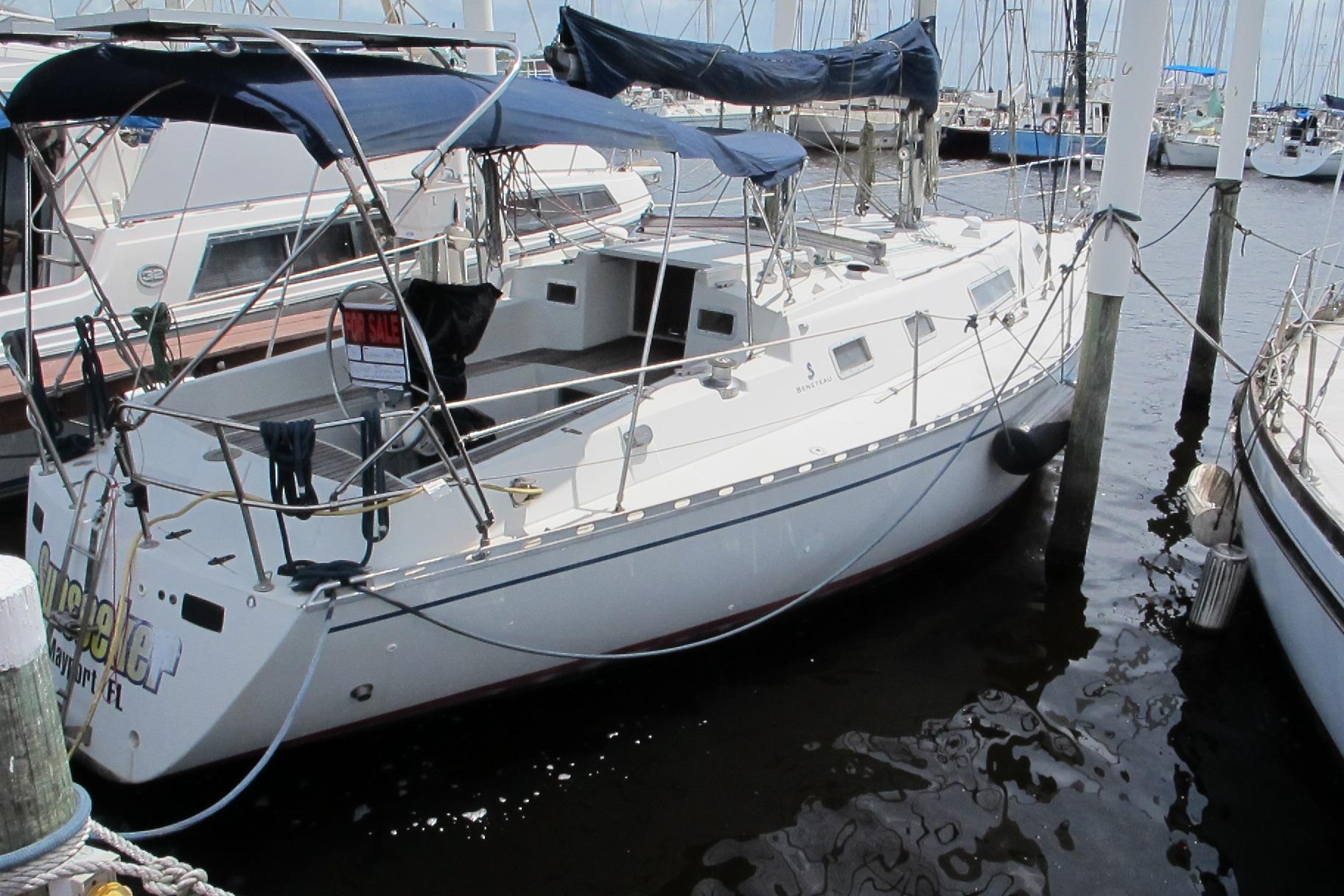 1985 Beneteau Idylle 11.50 Cruisers
