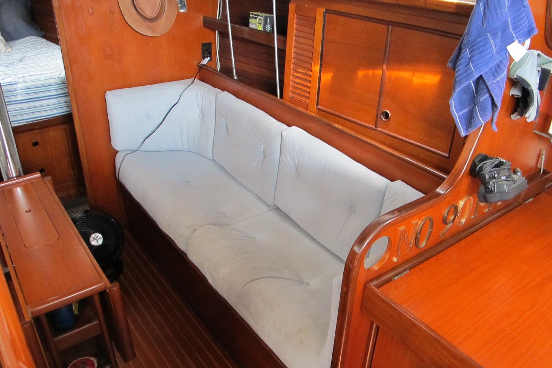 1985 Beneteau Idylle 11.50 Cruisers