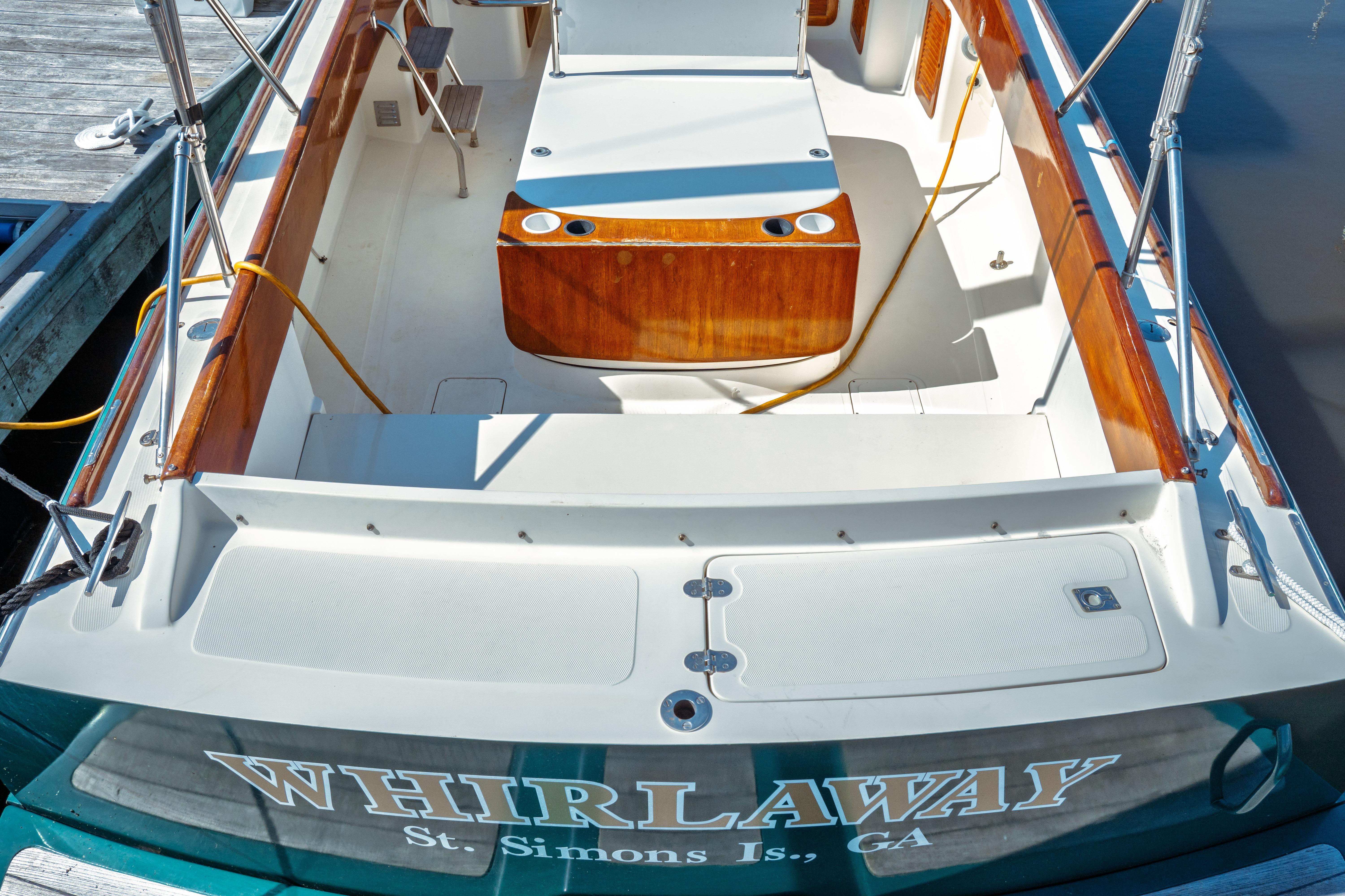 2000 Hinckley Picnic Boat Classic Downeast