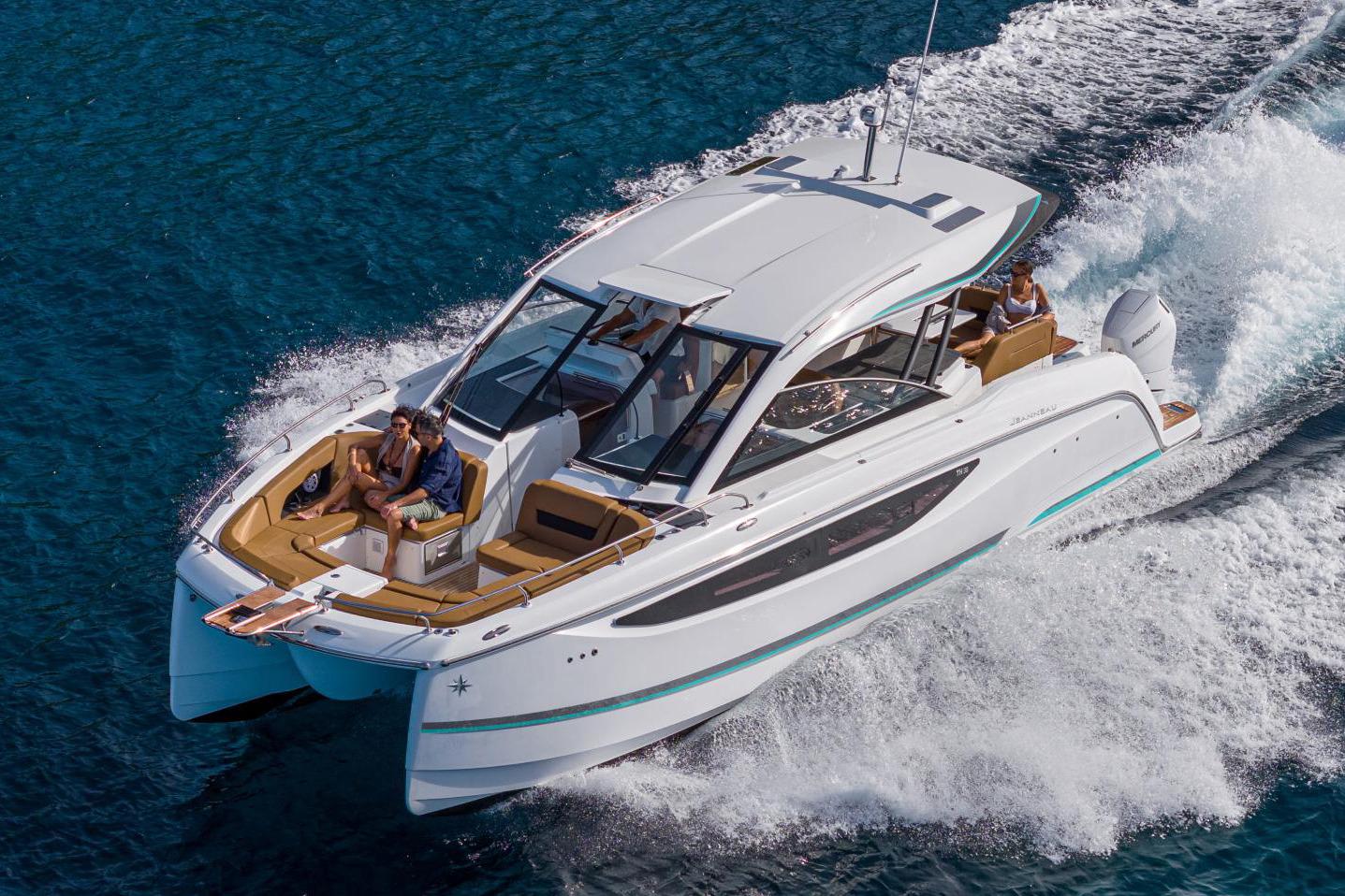 2026 Jeanneau TH38 Boat