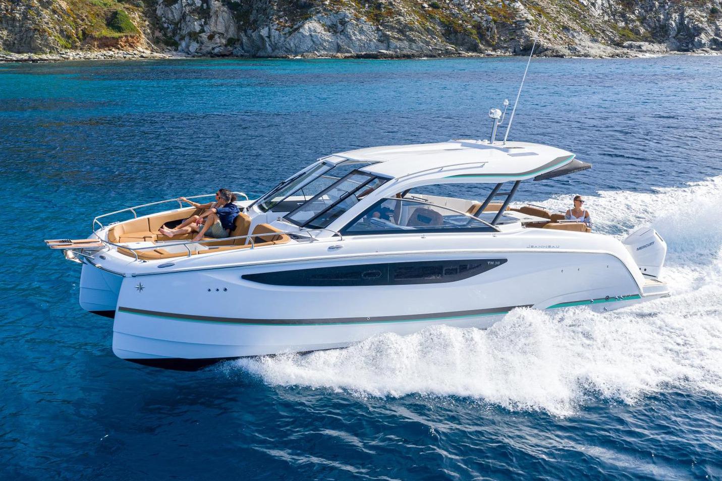 2026 Jeanneau TH38 Boat