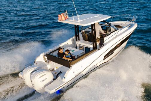 2026 Jeanneau Leader 9.0 Wa Series 2 Walkarounds