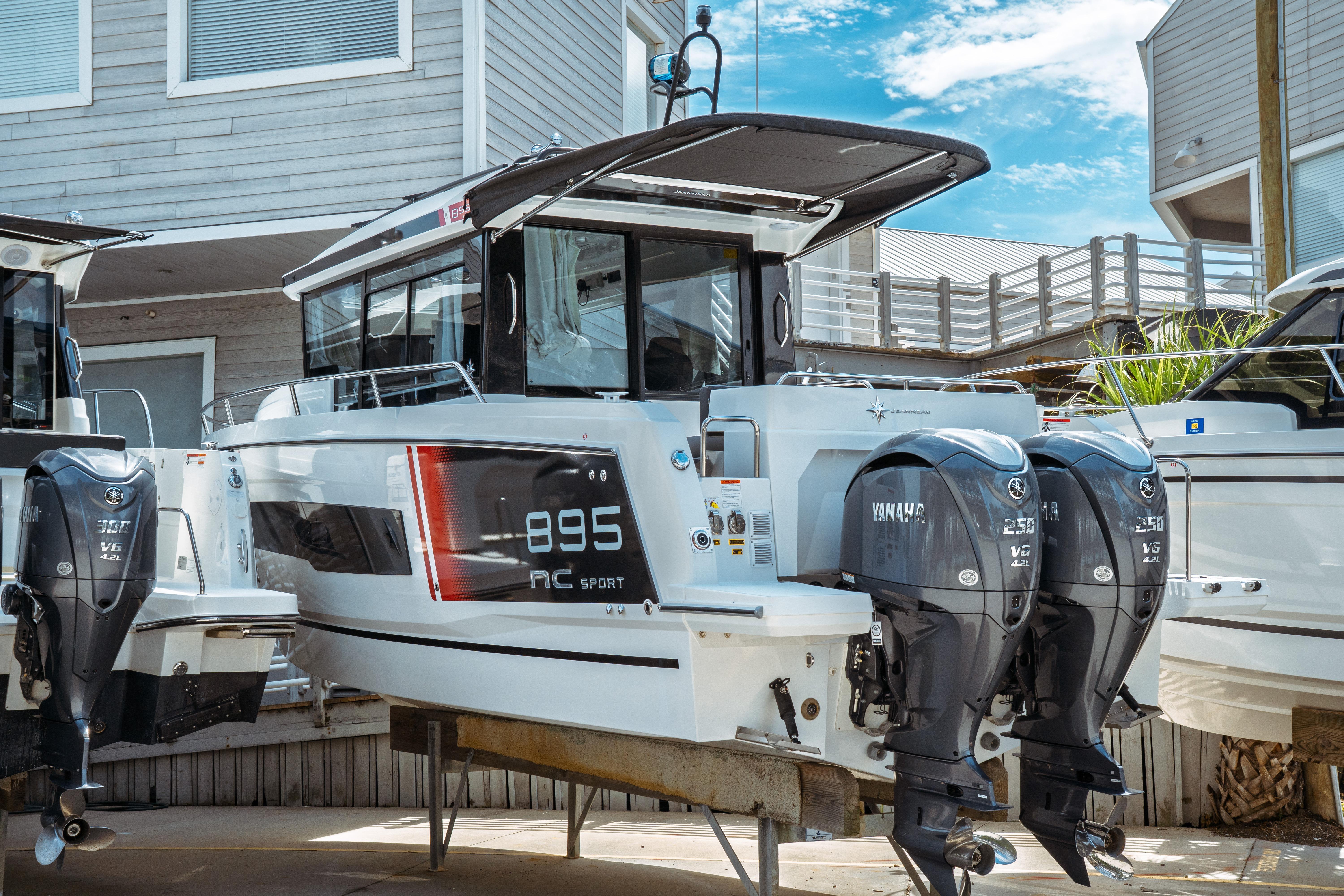 2027 Jeanneau Nc 895 Sport Series 2 Sports Cruiser