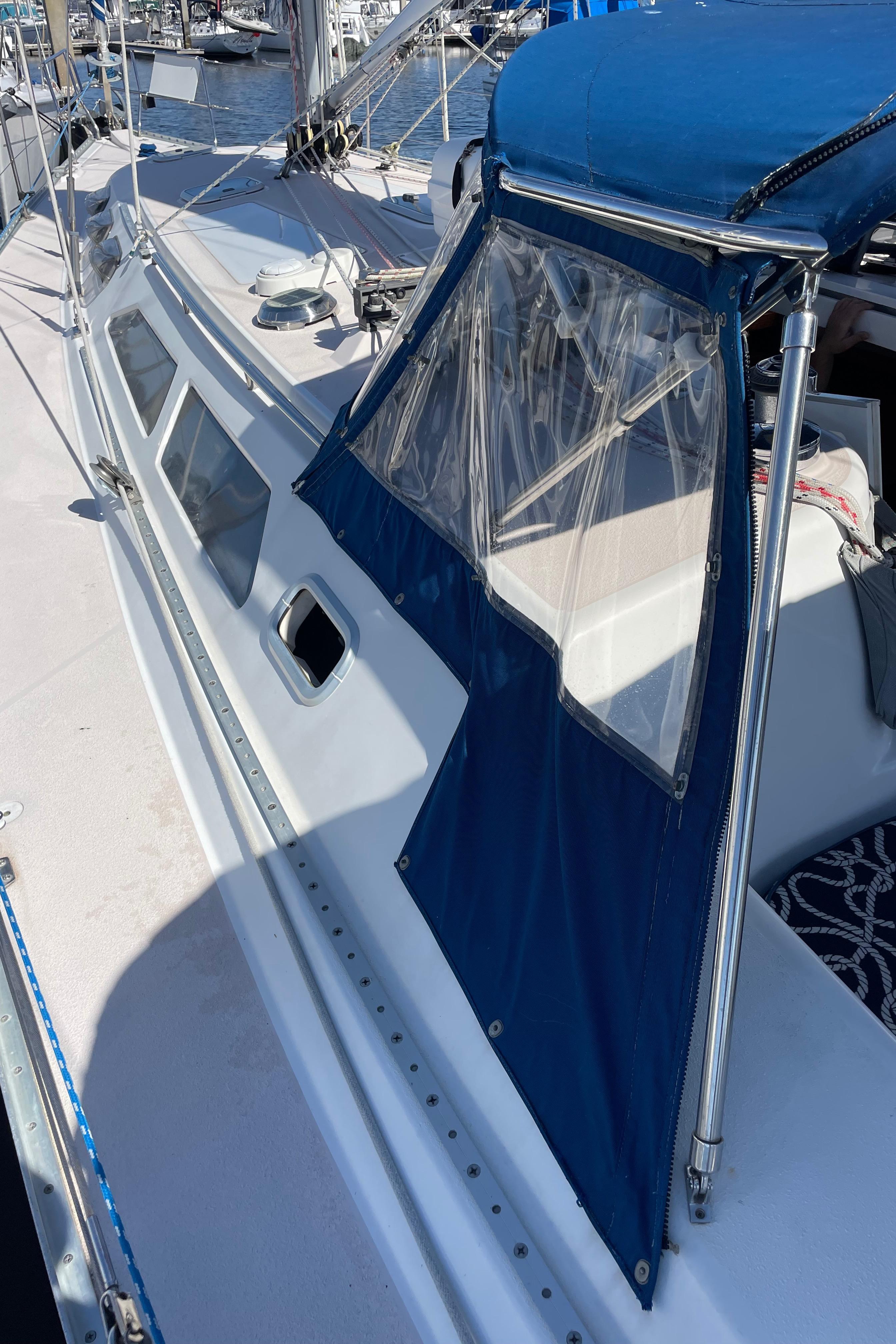 1998 Catalina 400 Cruisers