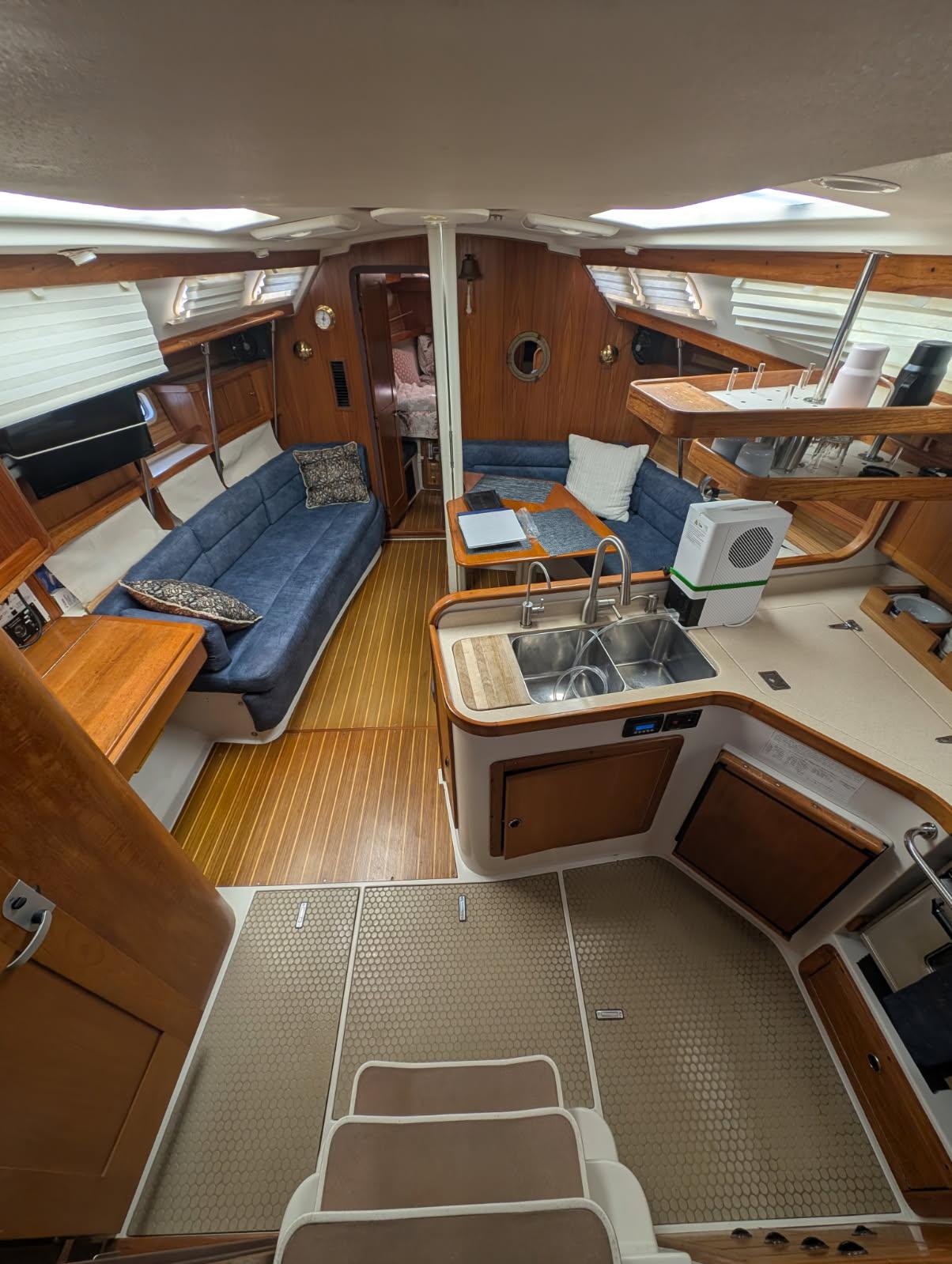1998 Catalina 400 Cruisers