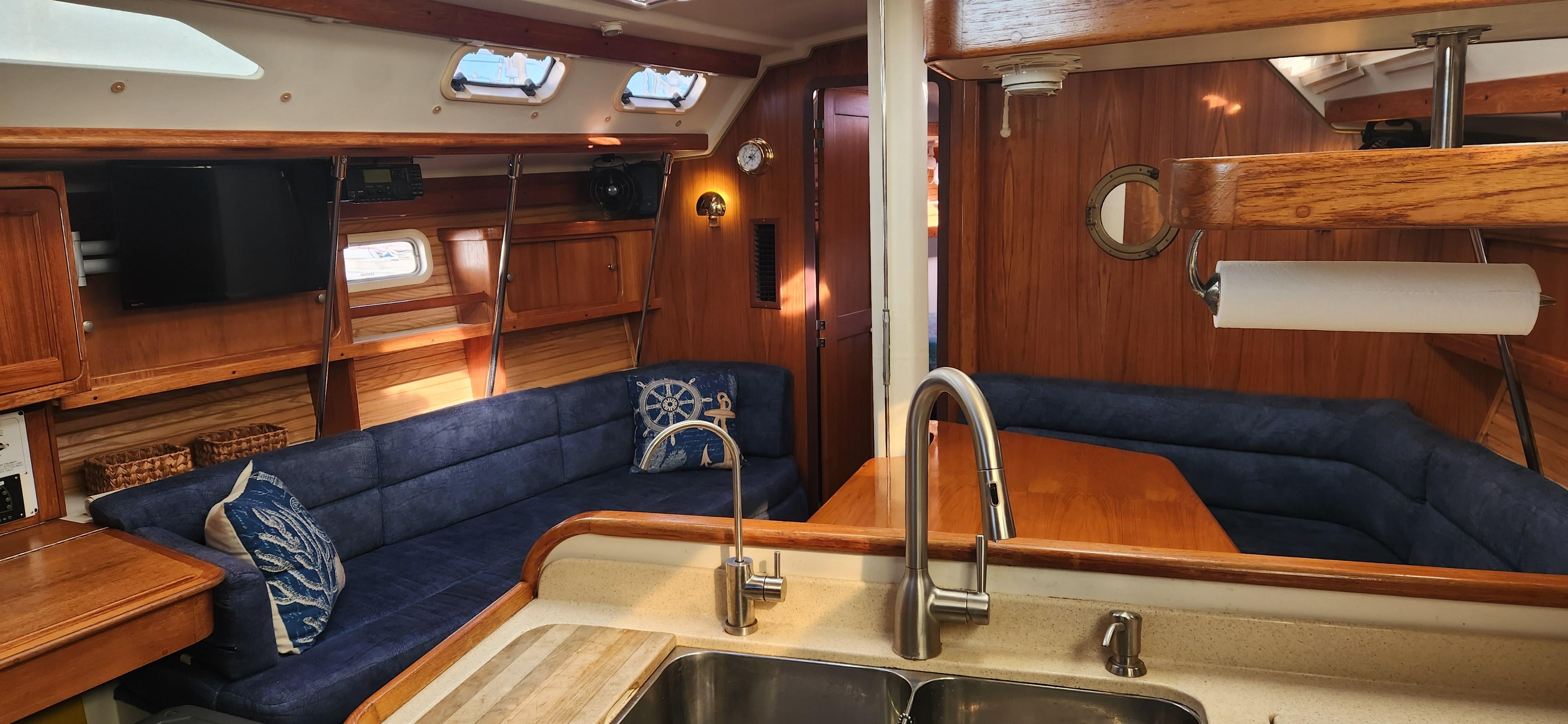 1998 Catalina 400 Cruisers