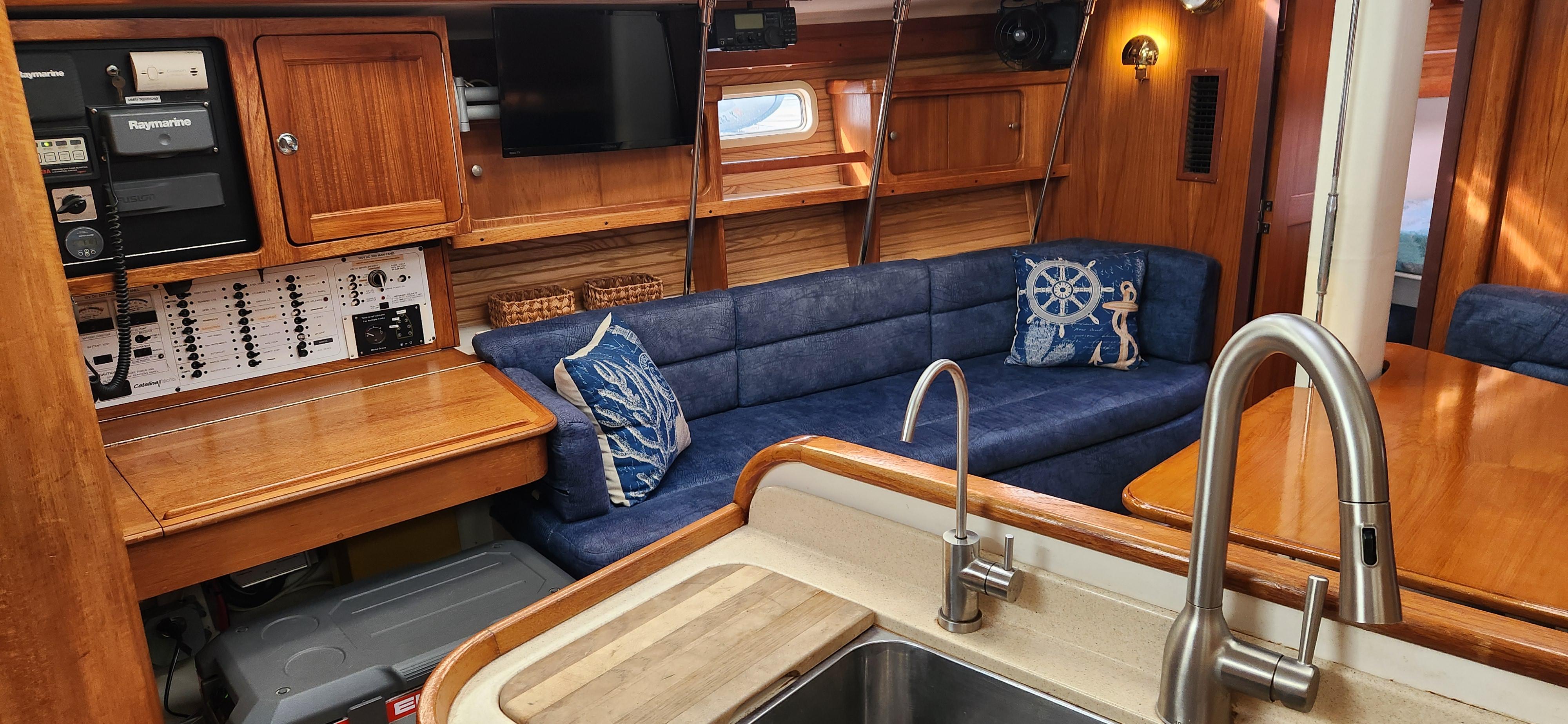 1998 Catalina 400 Cruisers