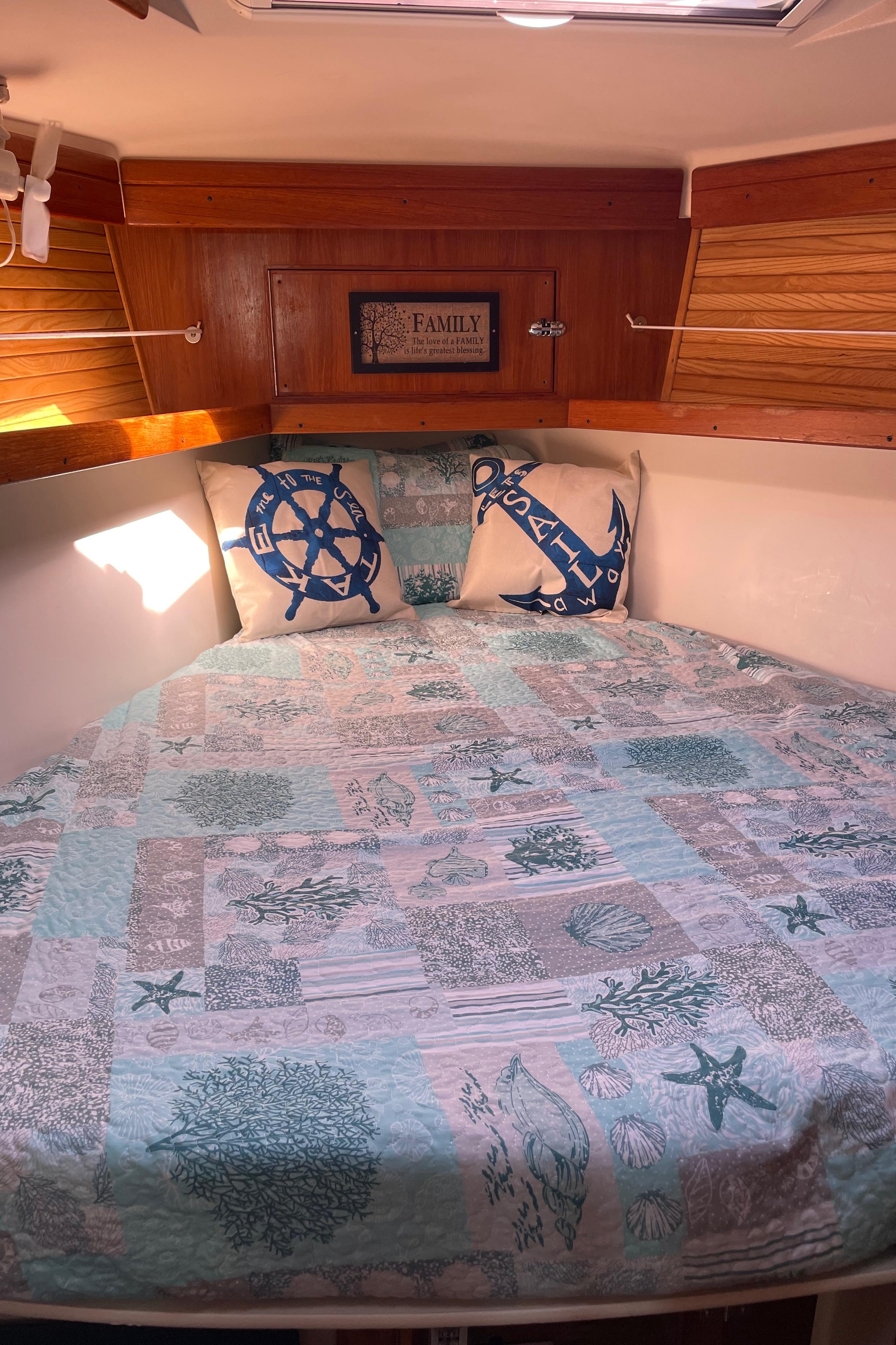 1998 Catalina 400 Cruisers