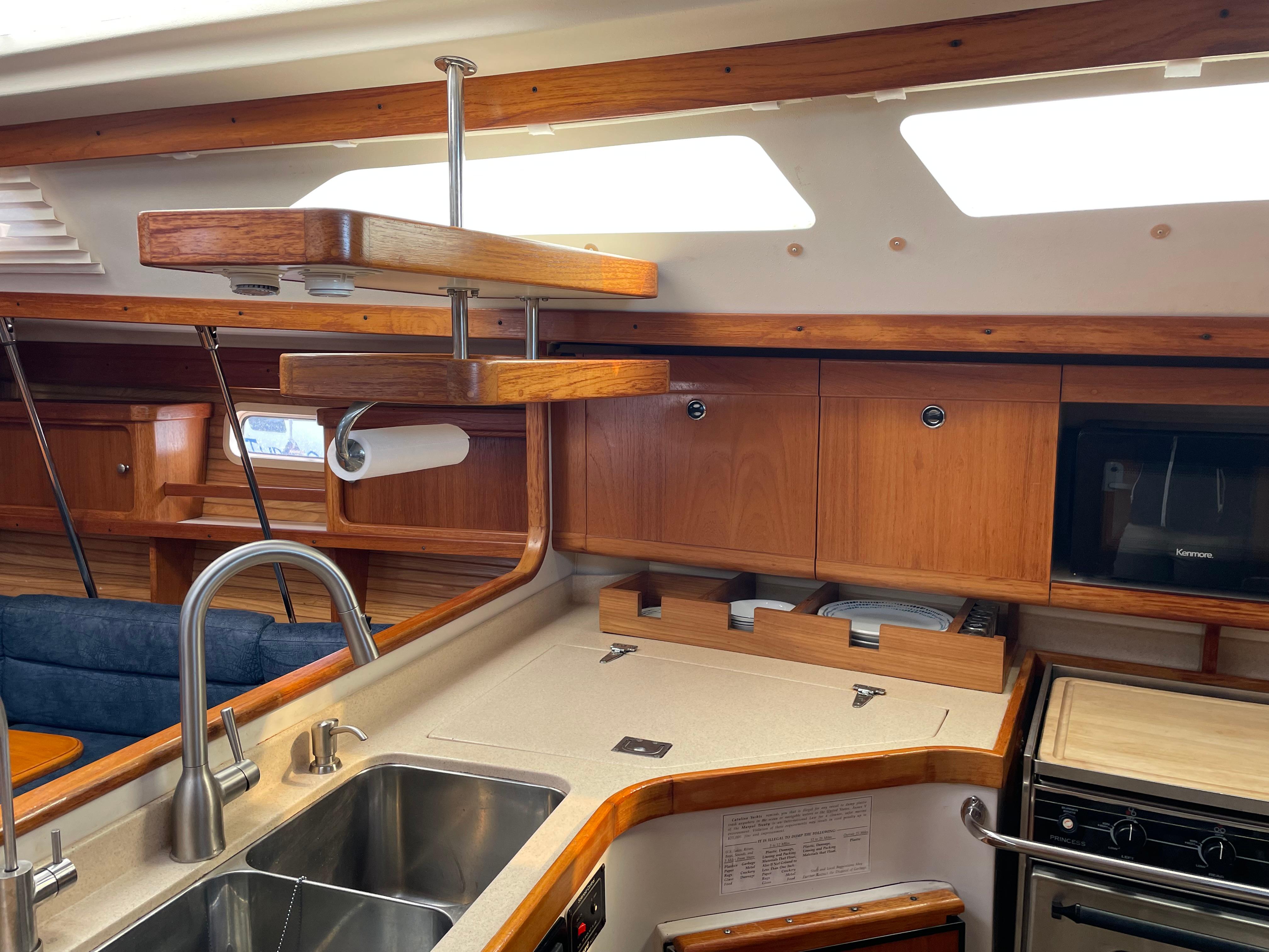 1998 Catalina 400 Cruisers