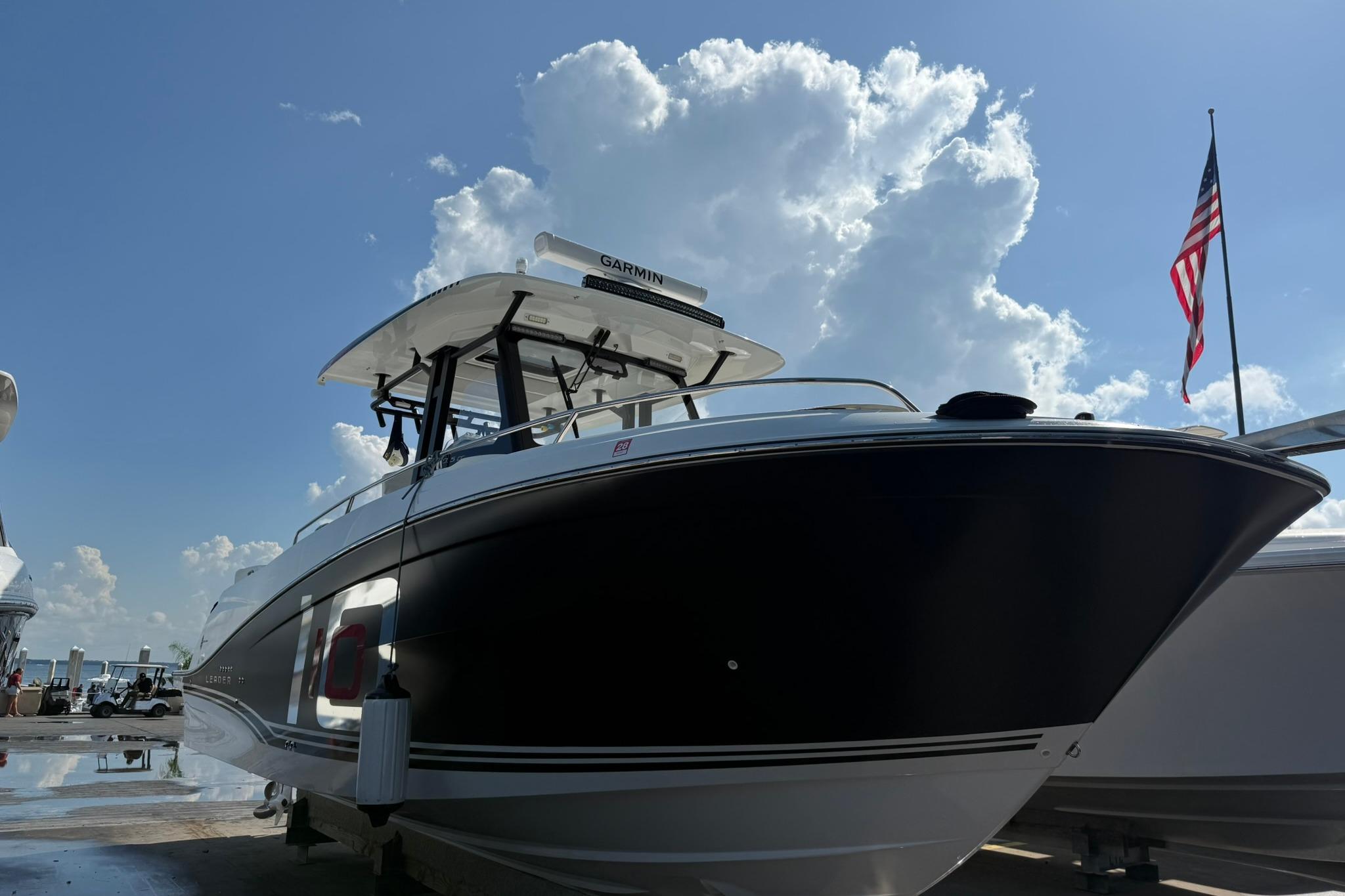 2024 Jeanneau Leader 10.5 CC Boat