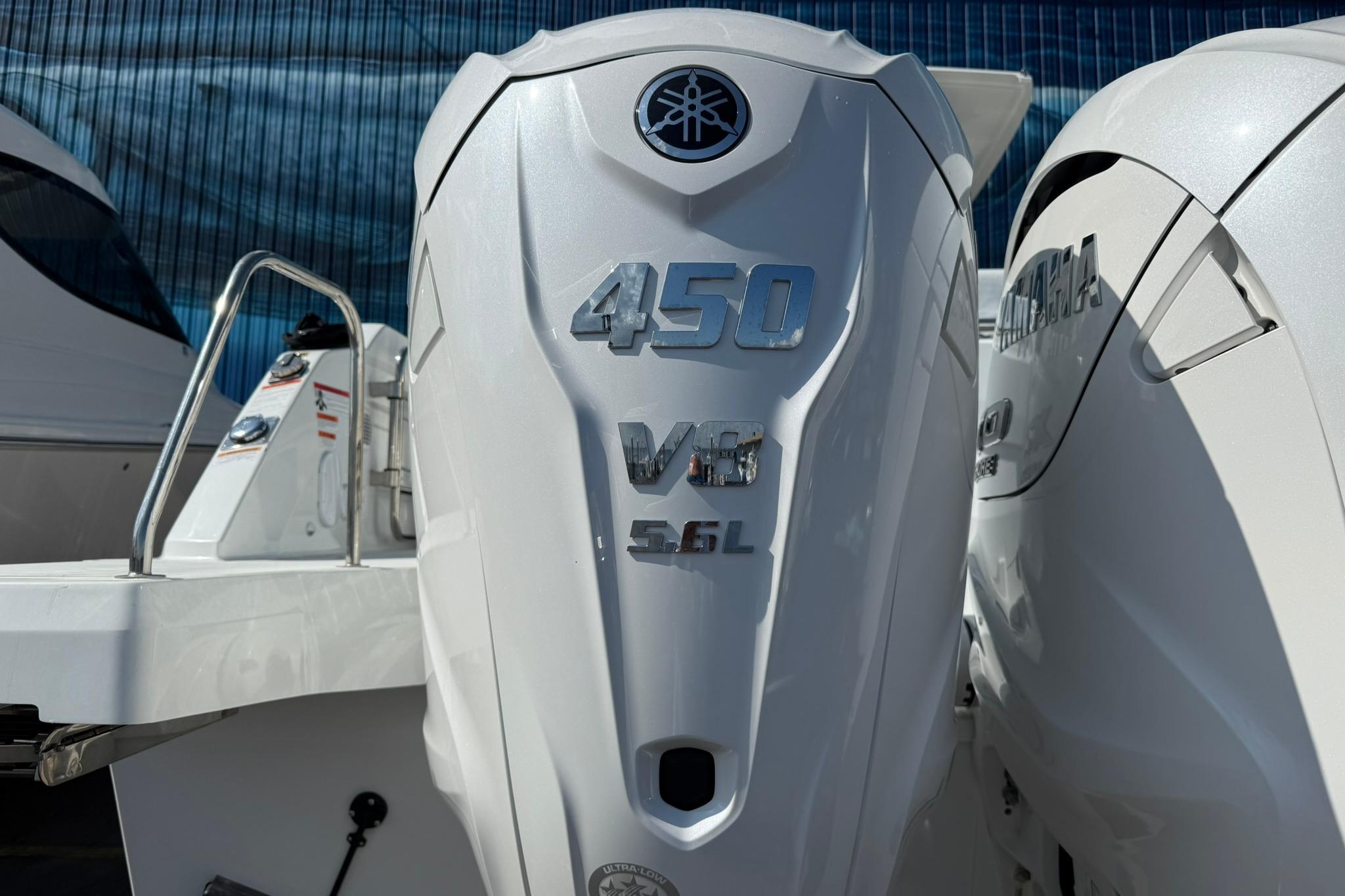 2024 Jeanneau Leader 10.5 CC Boat
