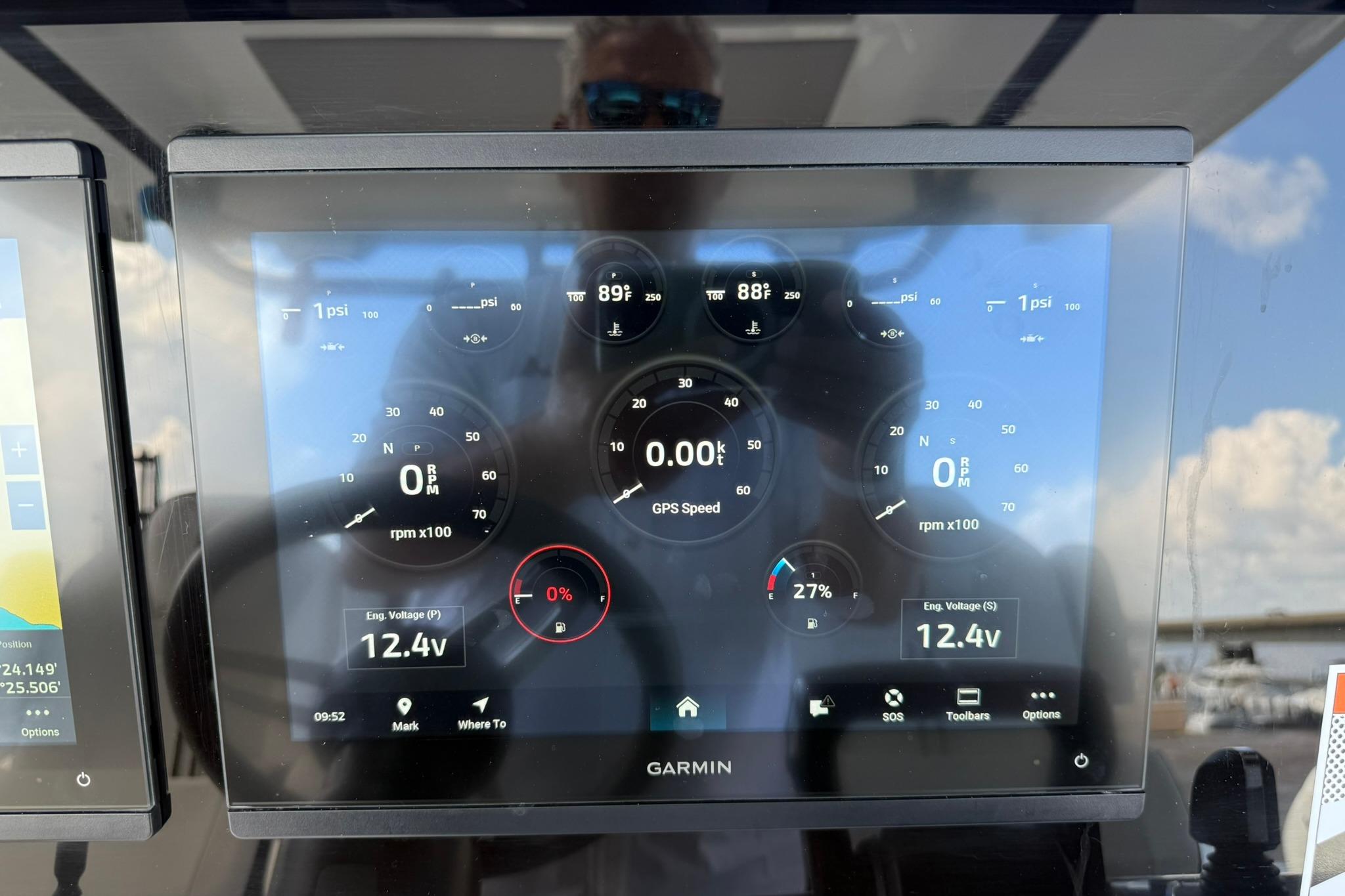 2024 Jeanneau Leader 10.5 CC Boat