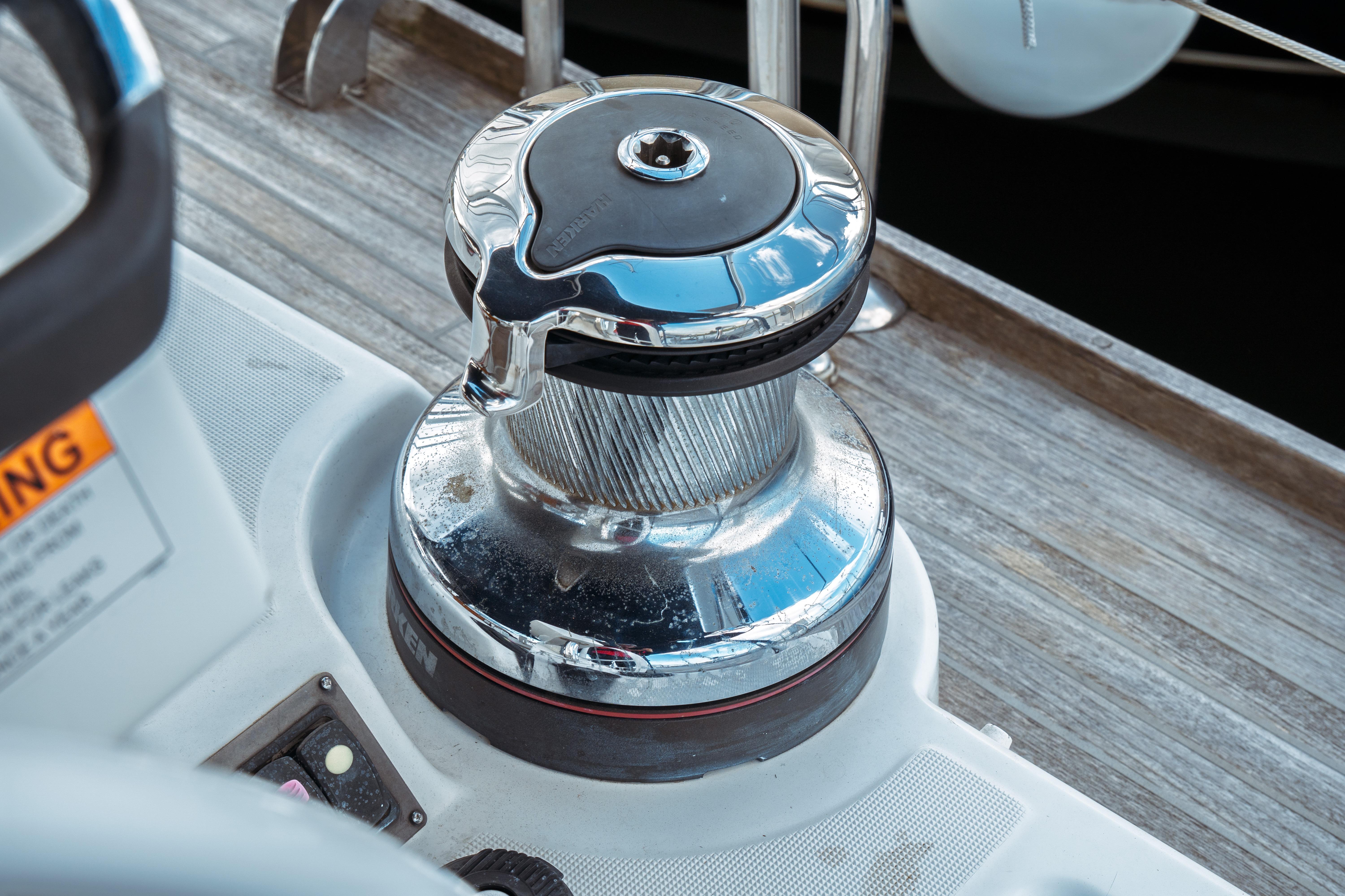2016 Beneteau Oceanis 60 Boat