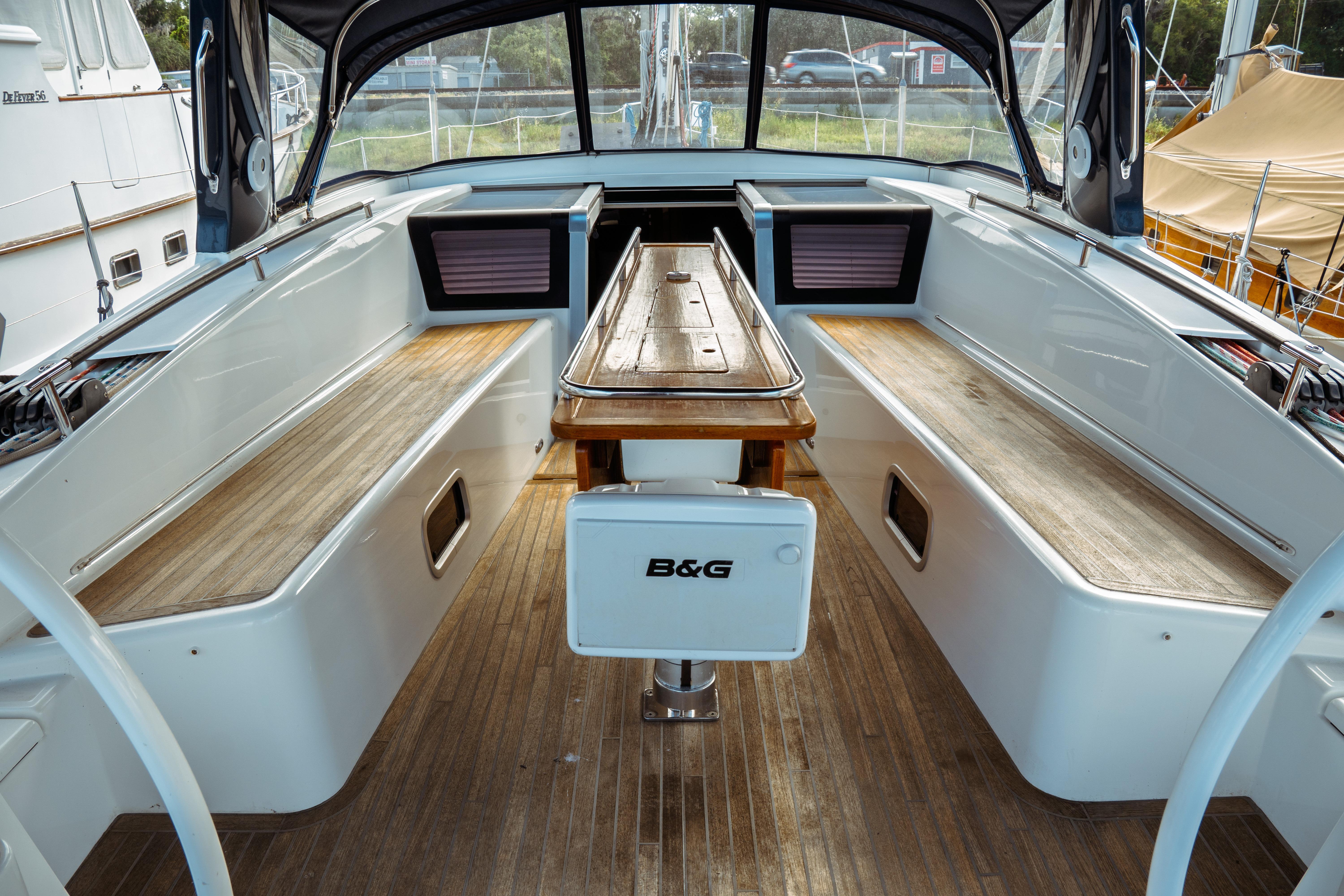 2016 Beneteau Oceanis 60 Boat