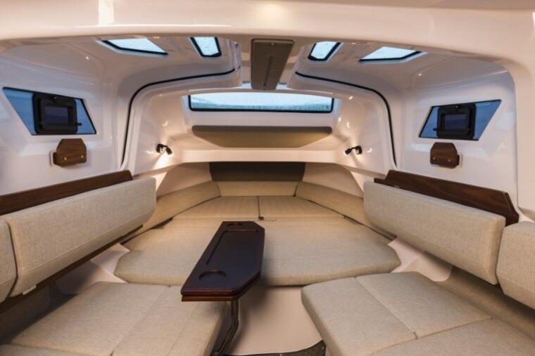 2027 Axopar 38 Cross Cabin Pilothouse