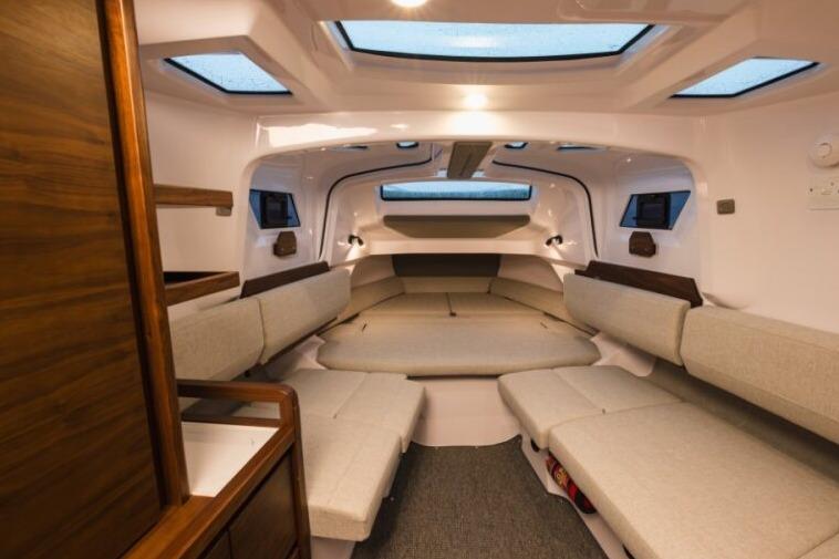 2027 Axopar 38 Cross Cabin Pilothouse
