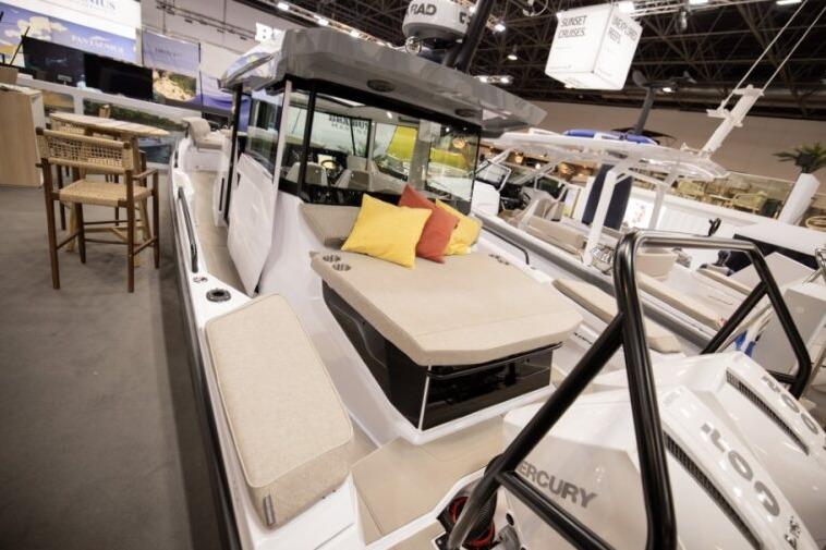 2027 Axopar 29 Xc Cross Cabin Walkarounds