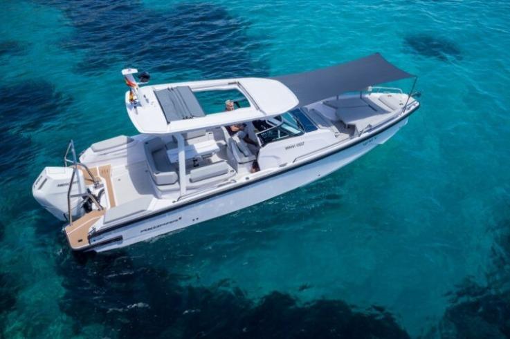 2027 Axopar 29 Sun-Top Freshwater Fishing