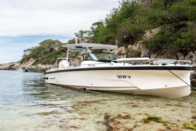 2027 Axopar 29 Sun-Top Freshwater Fishing