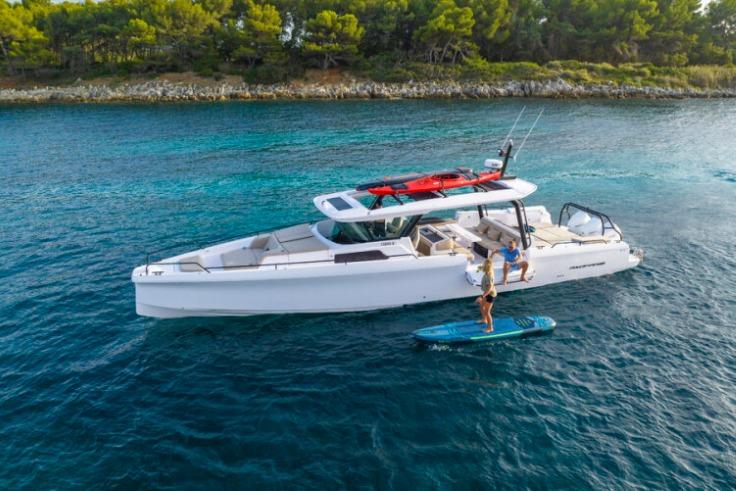 2027 Axopar 45 Cross Top Cruisers