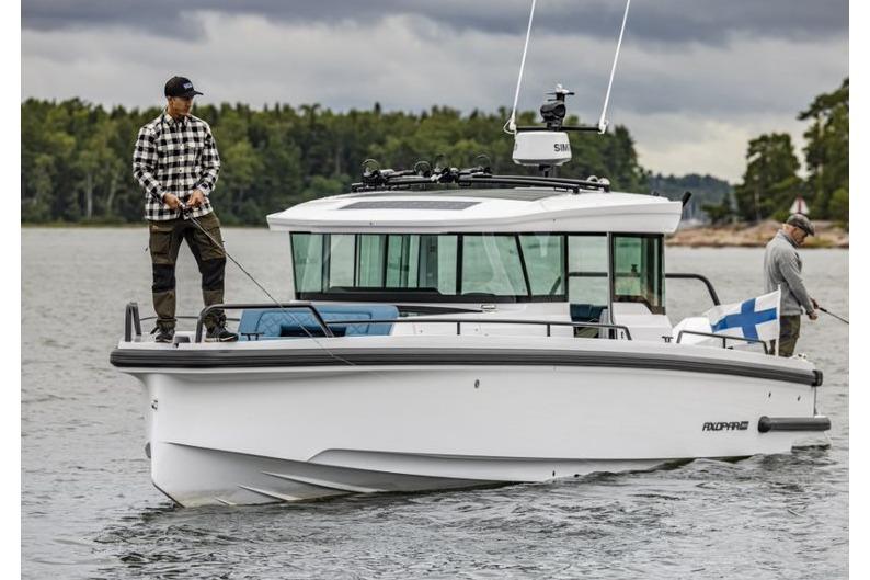 2027 Axopar 37 Xc Cross Cabin Center Consoles