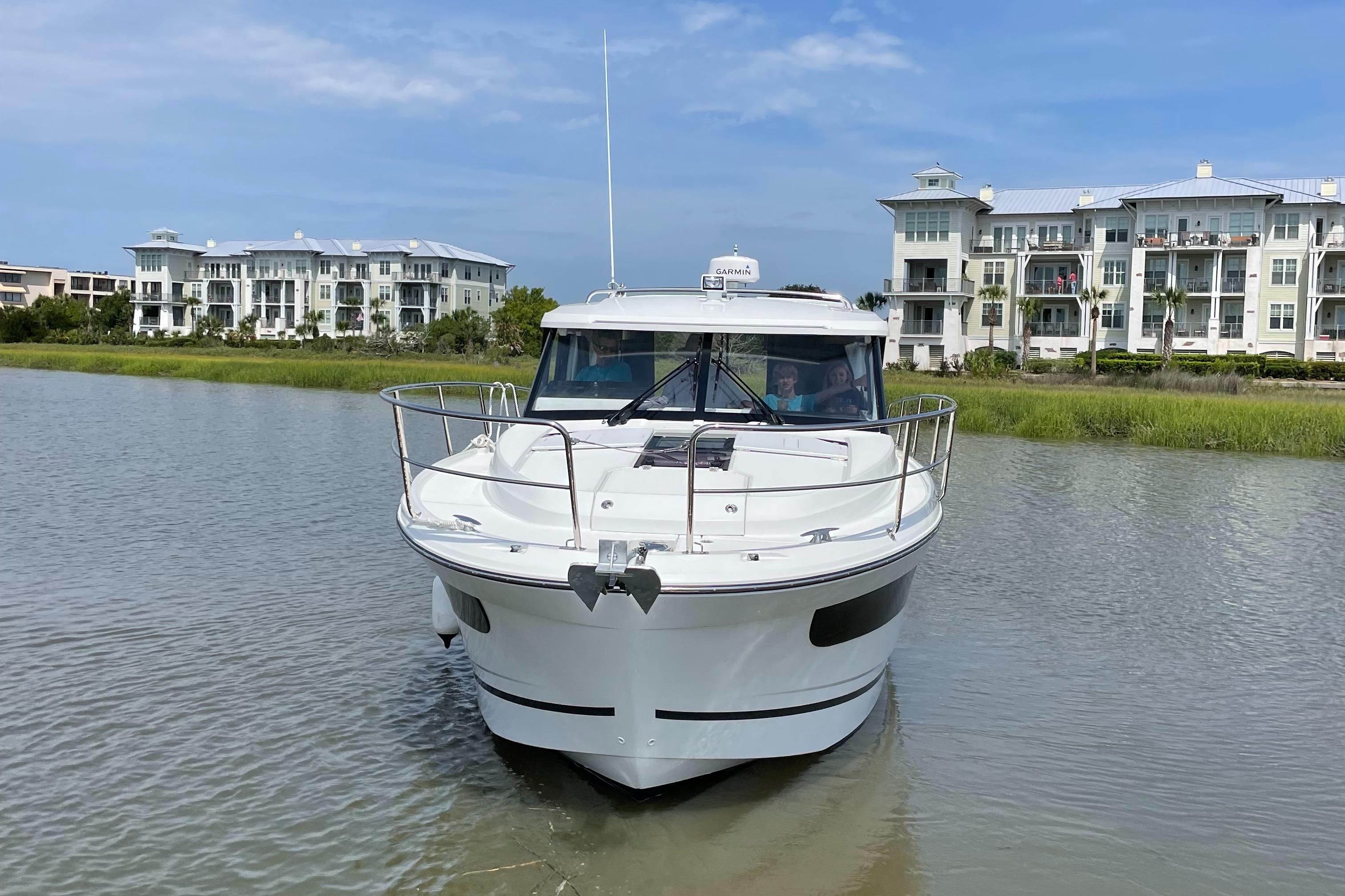 2022 Jeanneau Nc 1095 Cruisers