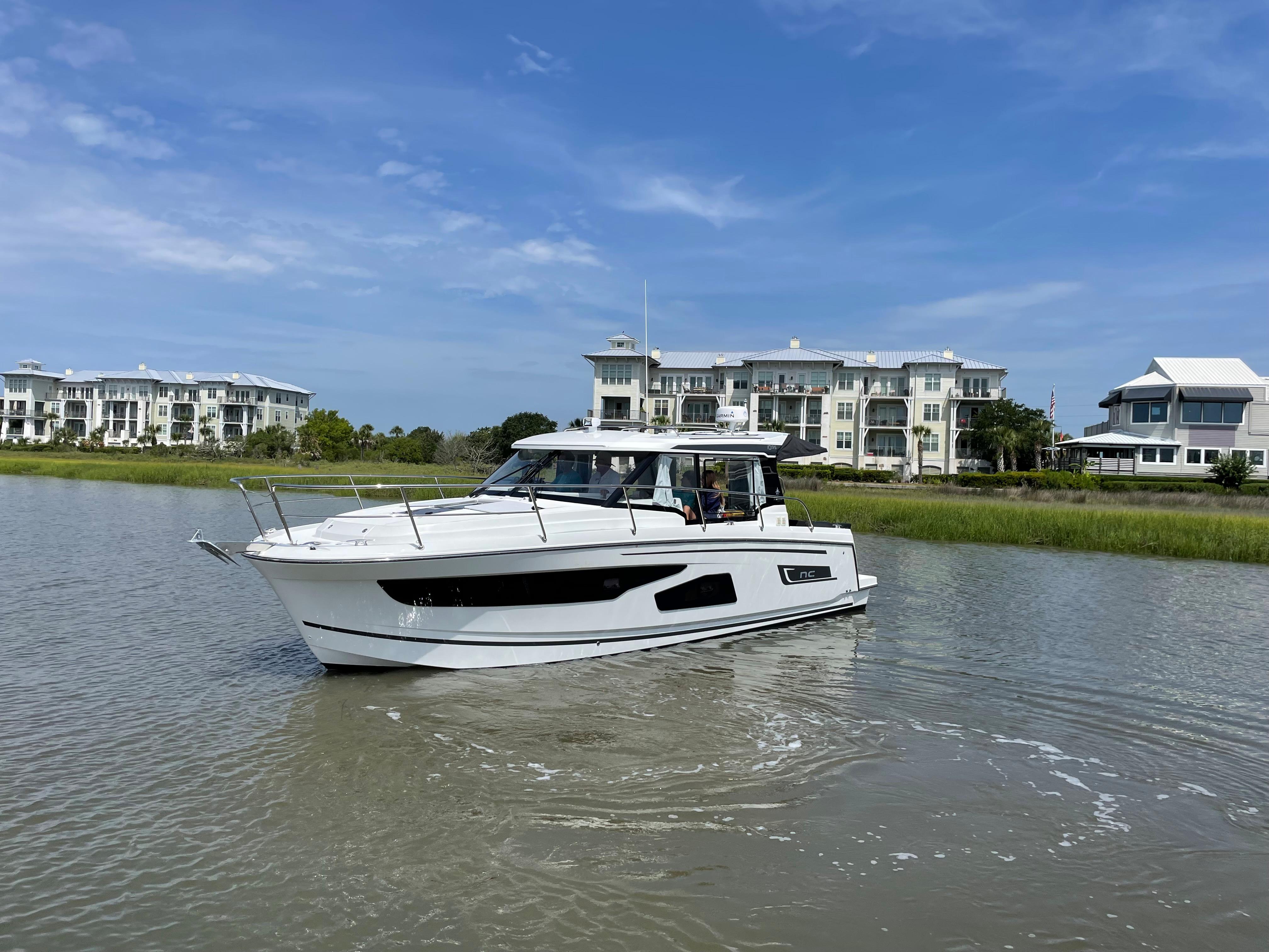 2022 Jeanneau Nc 1095 Cruisers