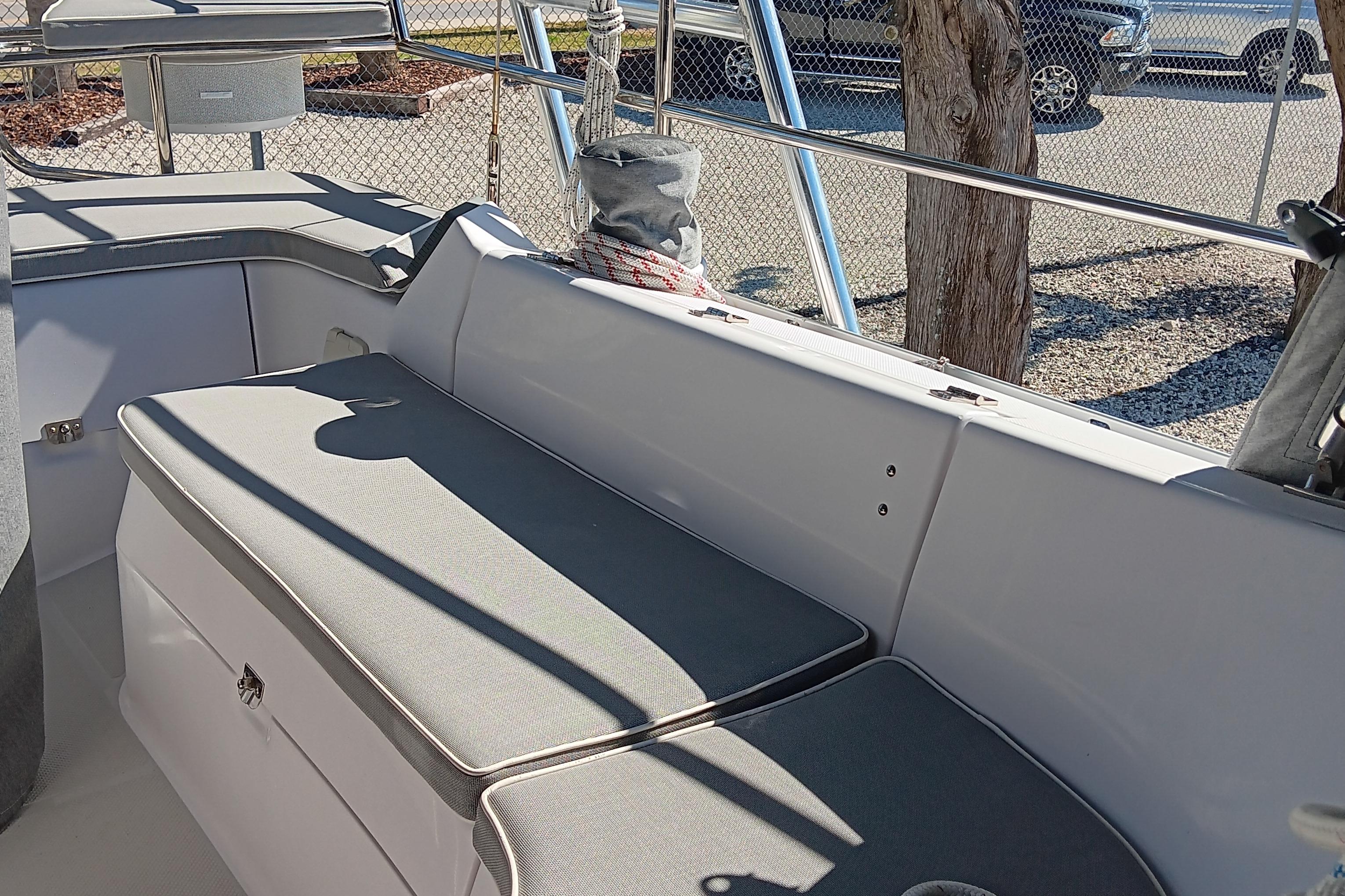 2020 Catalina 315 Cruisers