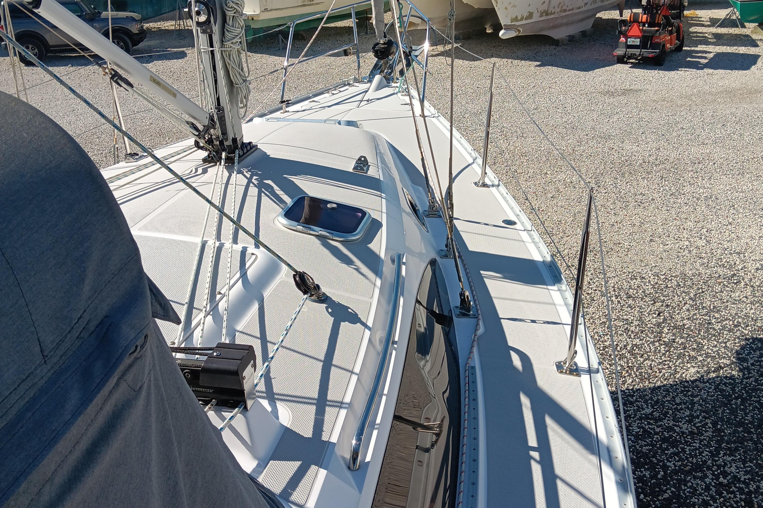 2020 Catalina 315 Cruisers