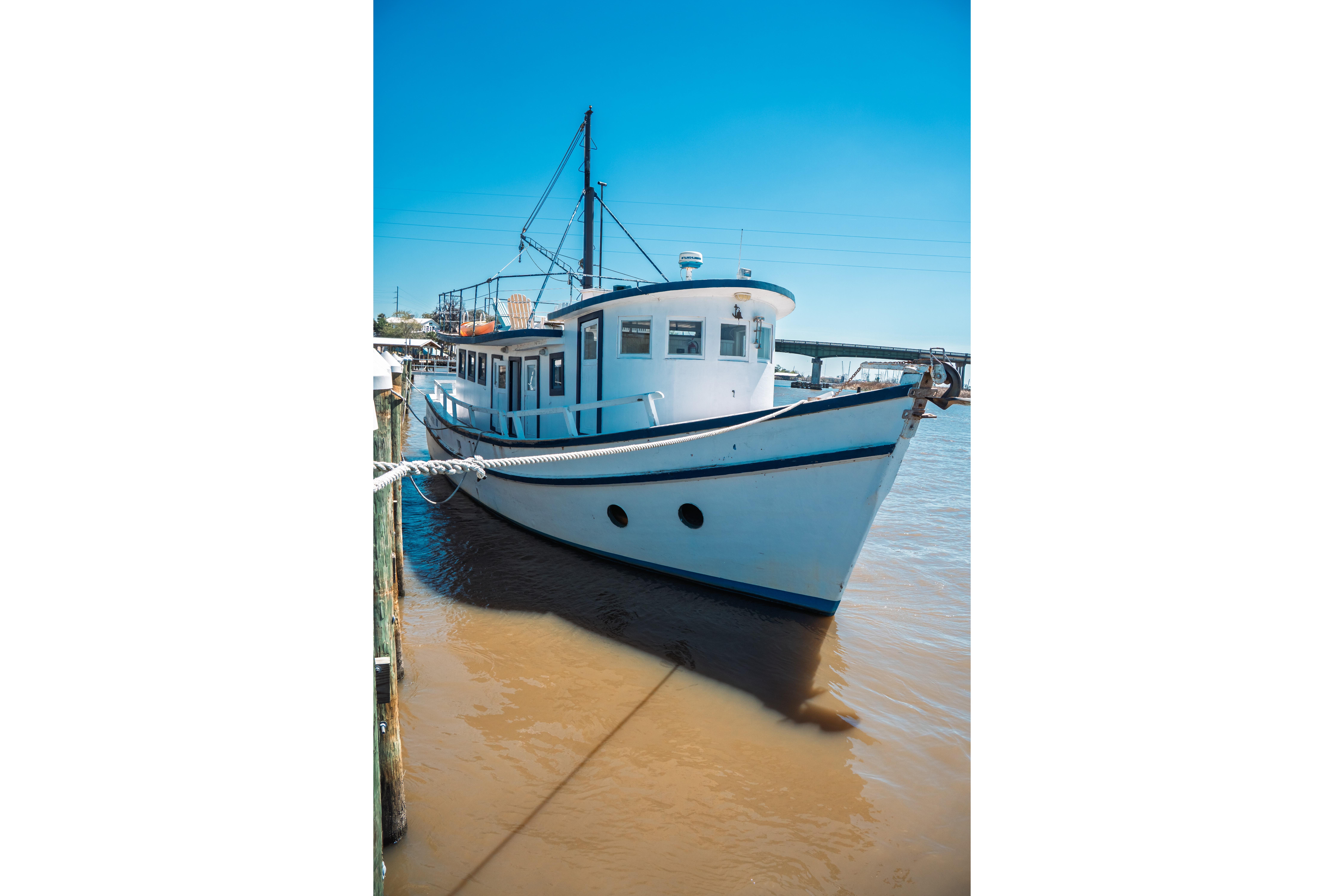 1977 Custom 43 Trawler Trawlers