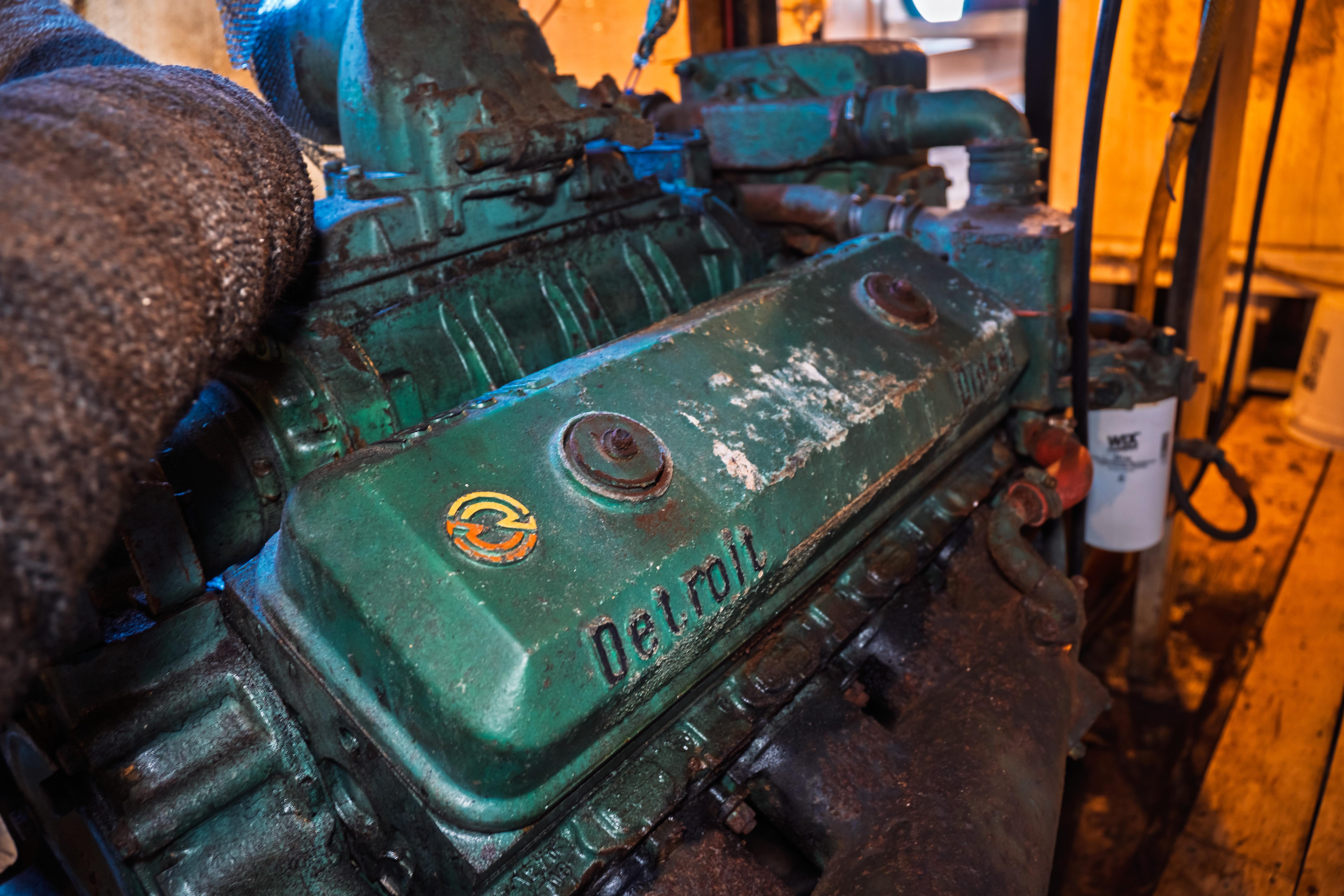 1977 Custom 43 Trawler Trawlers