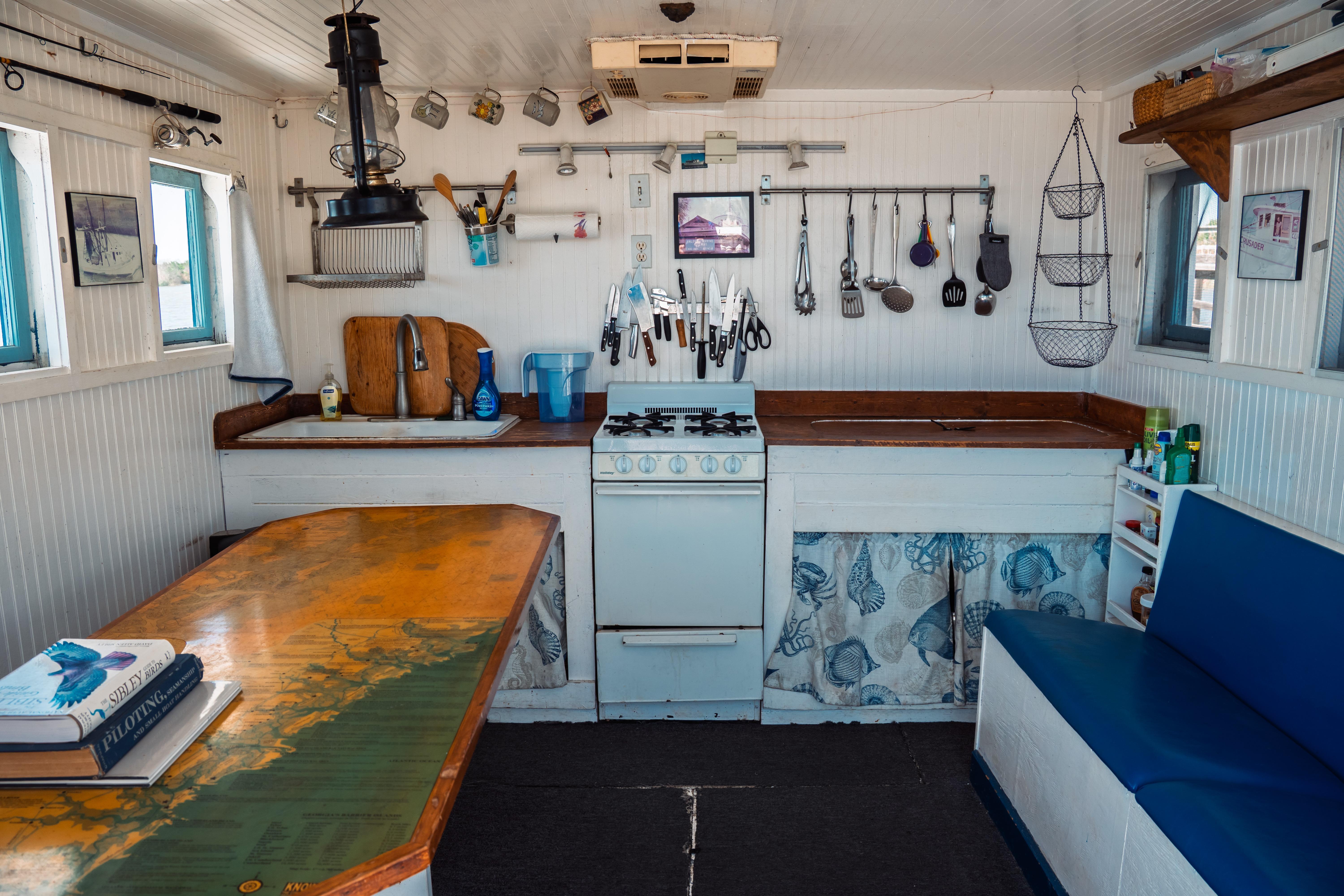 1977 Custom 43 Trawler Trawlers