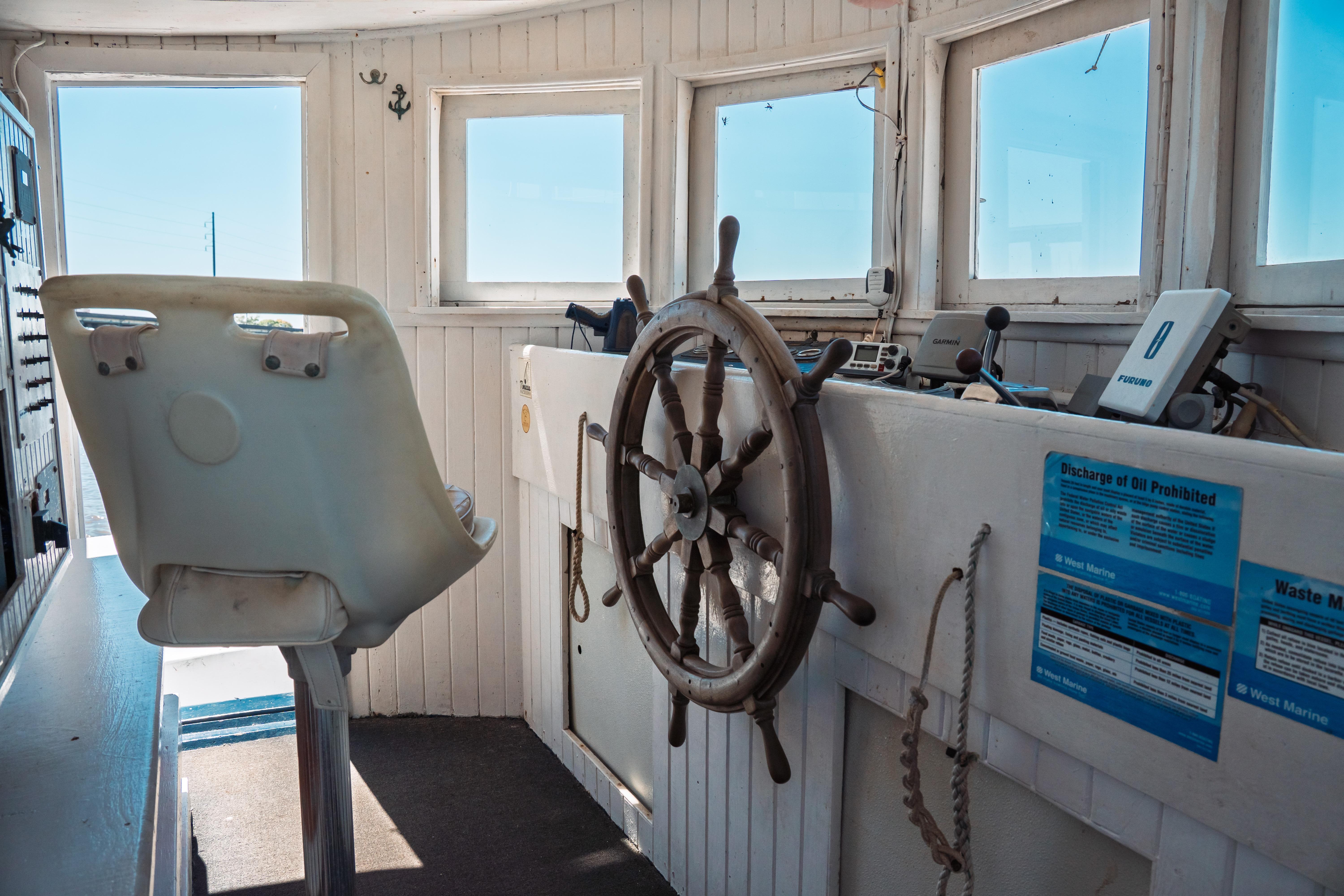 1977 Custom 43 Trawler Trawlers