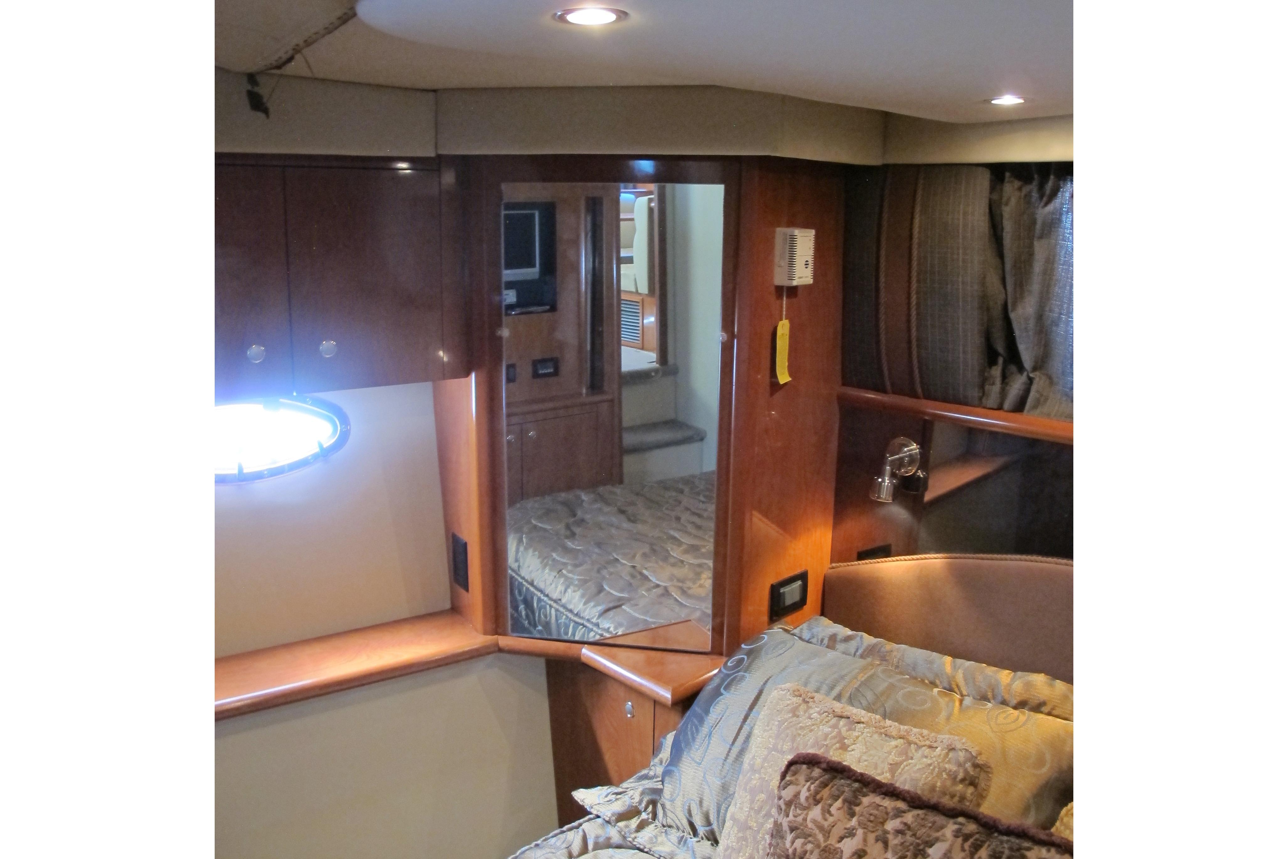 2006 Cruisers Yachts 385 Motoryacht Motor Yachts