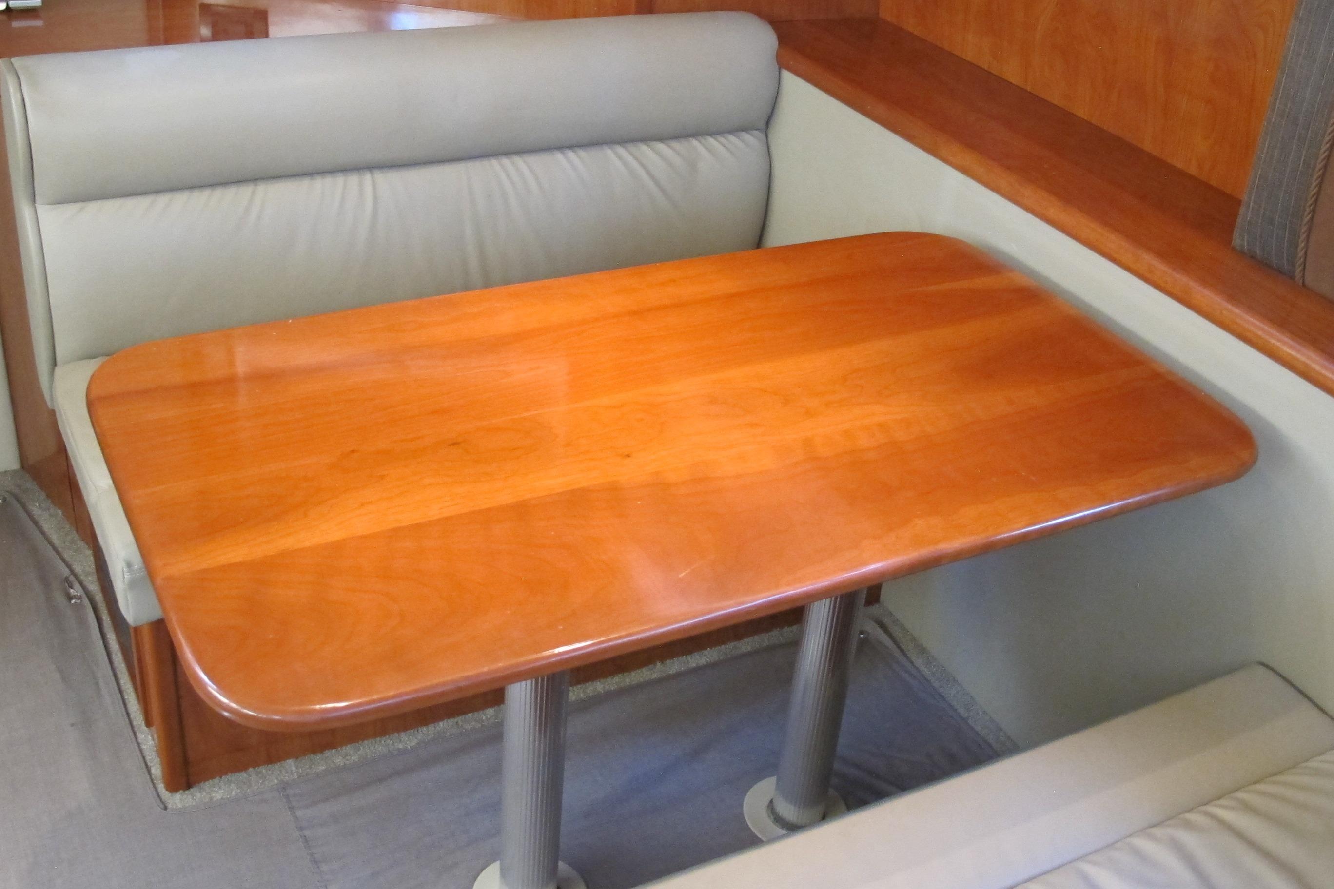 2006 Cruisers Yachts 385 Motoryacht Motor Yachts