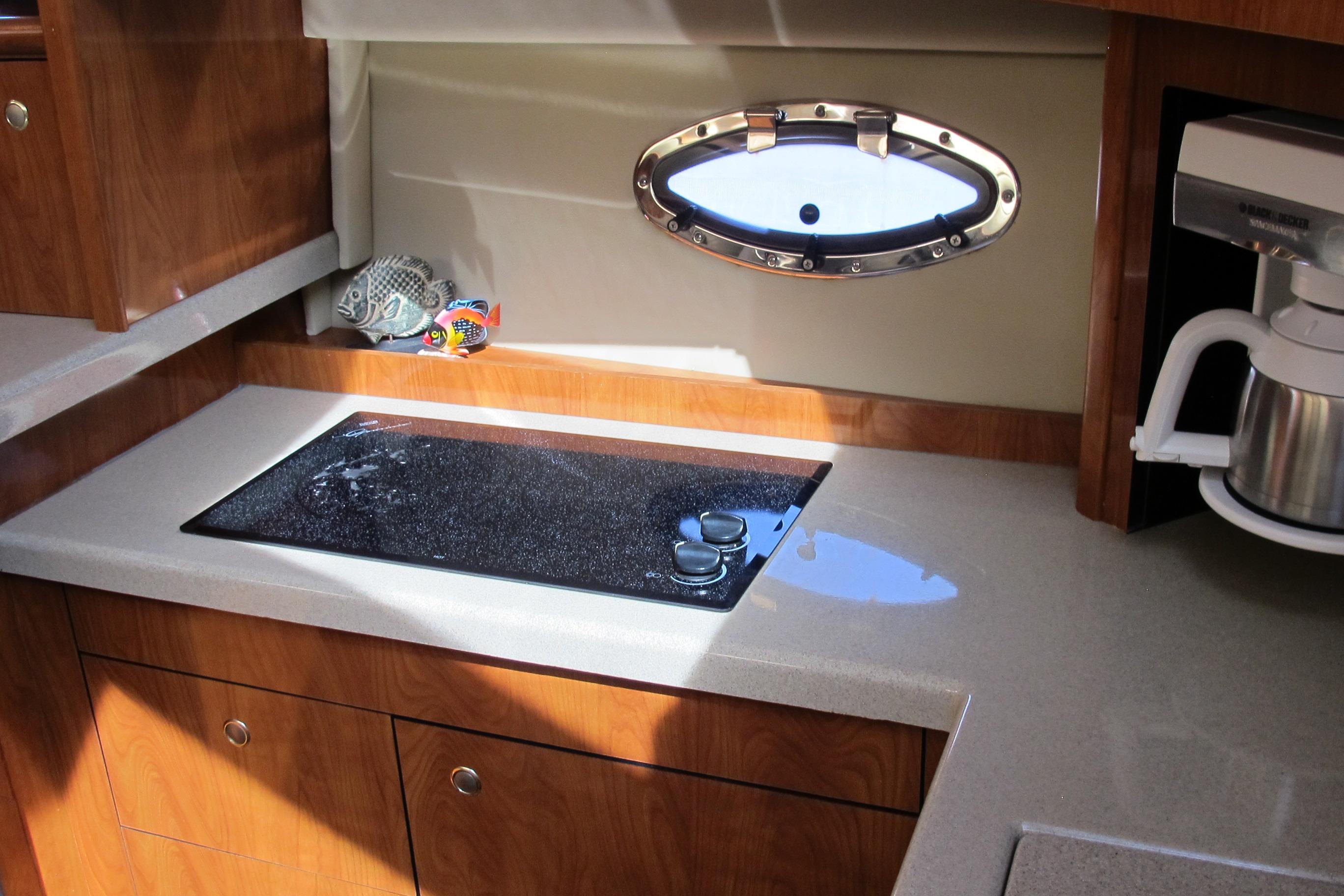 2006 Cruisers Yachts 385 Motoryacht Motor Yachts